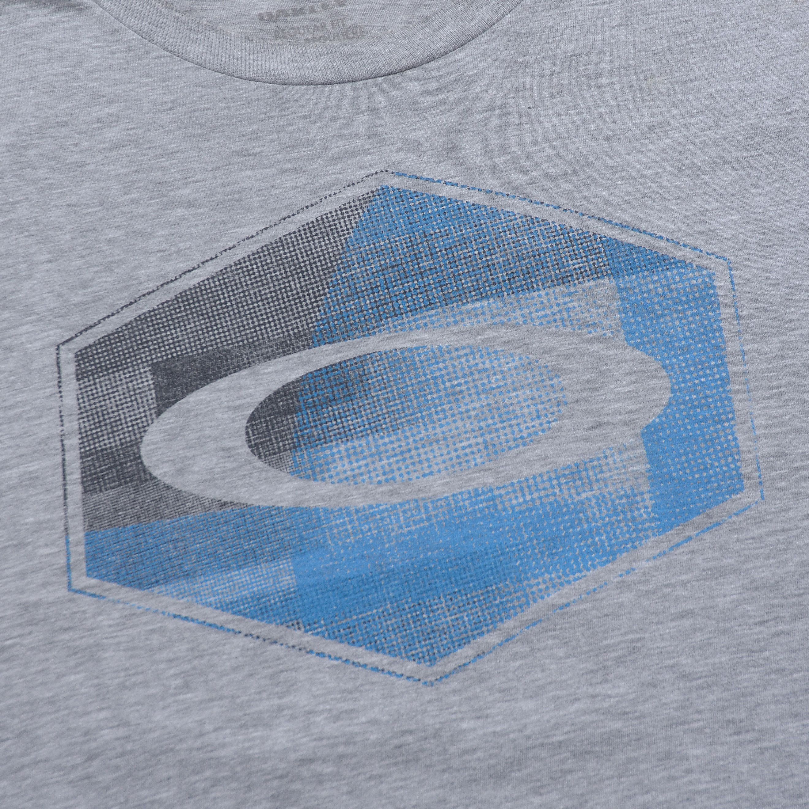 Oakley × Vintage Vintage Oakley Big Logo Tee T-shirt Gray Men's Y2K Style Size US L / EU 52-54 / 3 - 3 Thumbnail