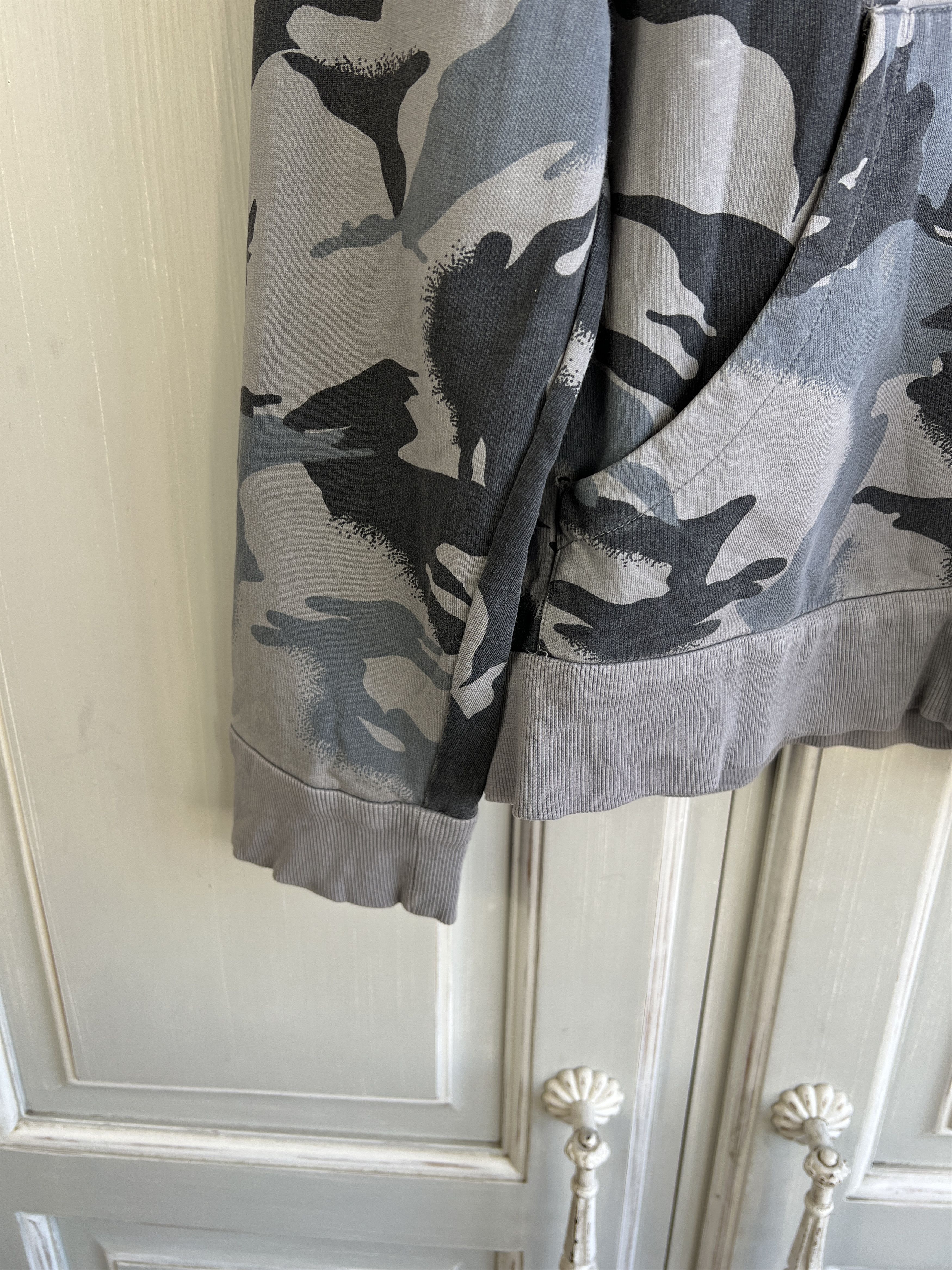 Armani Exchange ARMANI EXCHANGE HOODIE CAMO SIZE M Size US M / EU 48-50 / 2 - 2 Thumbnail