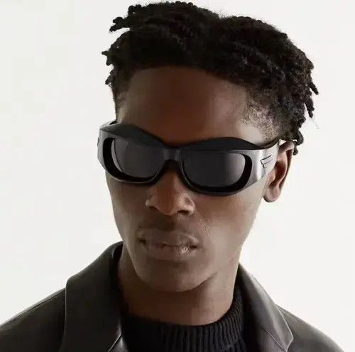 Designer Wrap Around Sunglasses Thick Frame Y2K Sunglasses Punk Hip H Size ONE SIZE - 1 Thumbnail