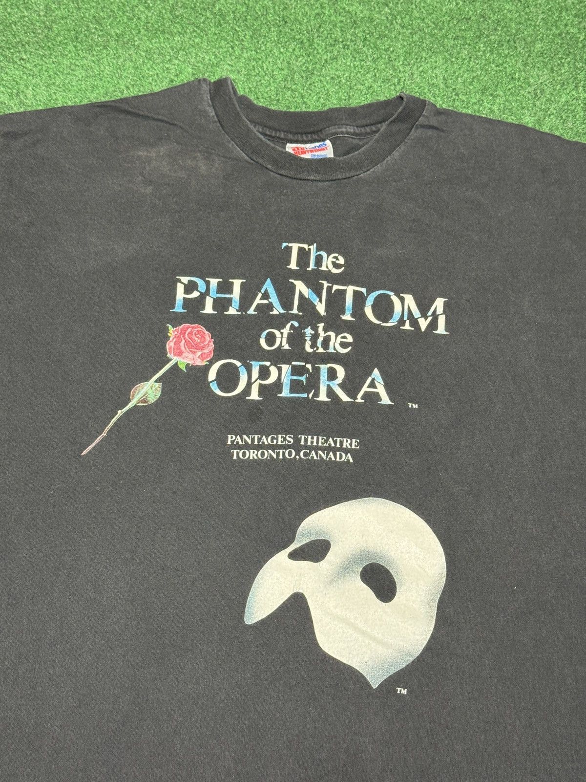 Vintage 90s Phantom Of The Opera Pantages Theatre Toronto T Shirt Size US XL / EU 56 / 4 - 2 Thumbnail
