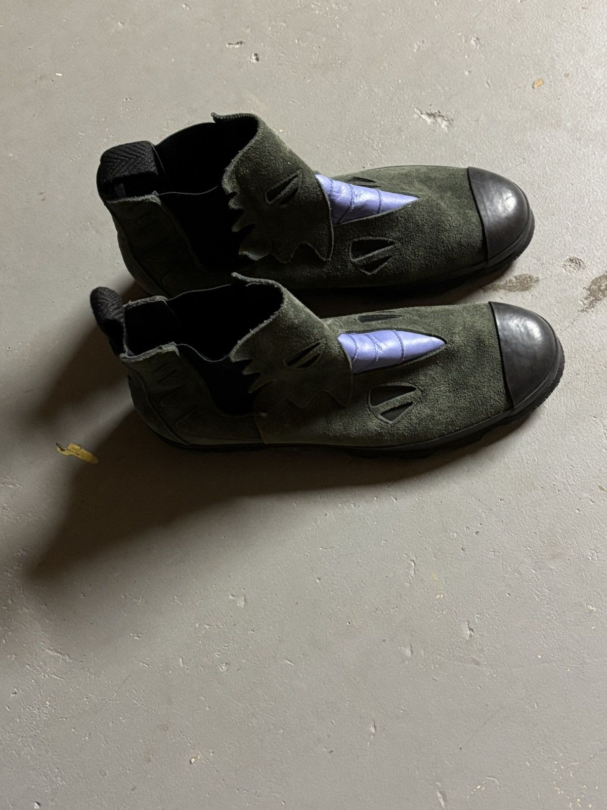 Other Spingle Pokémon Tyranitar Sneakers Size US 8.5 / EU 41-42 - 2 Thumbnail