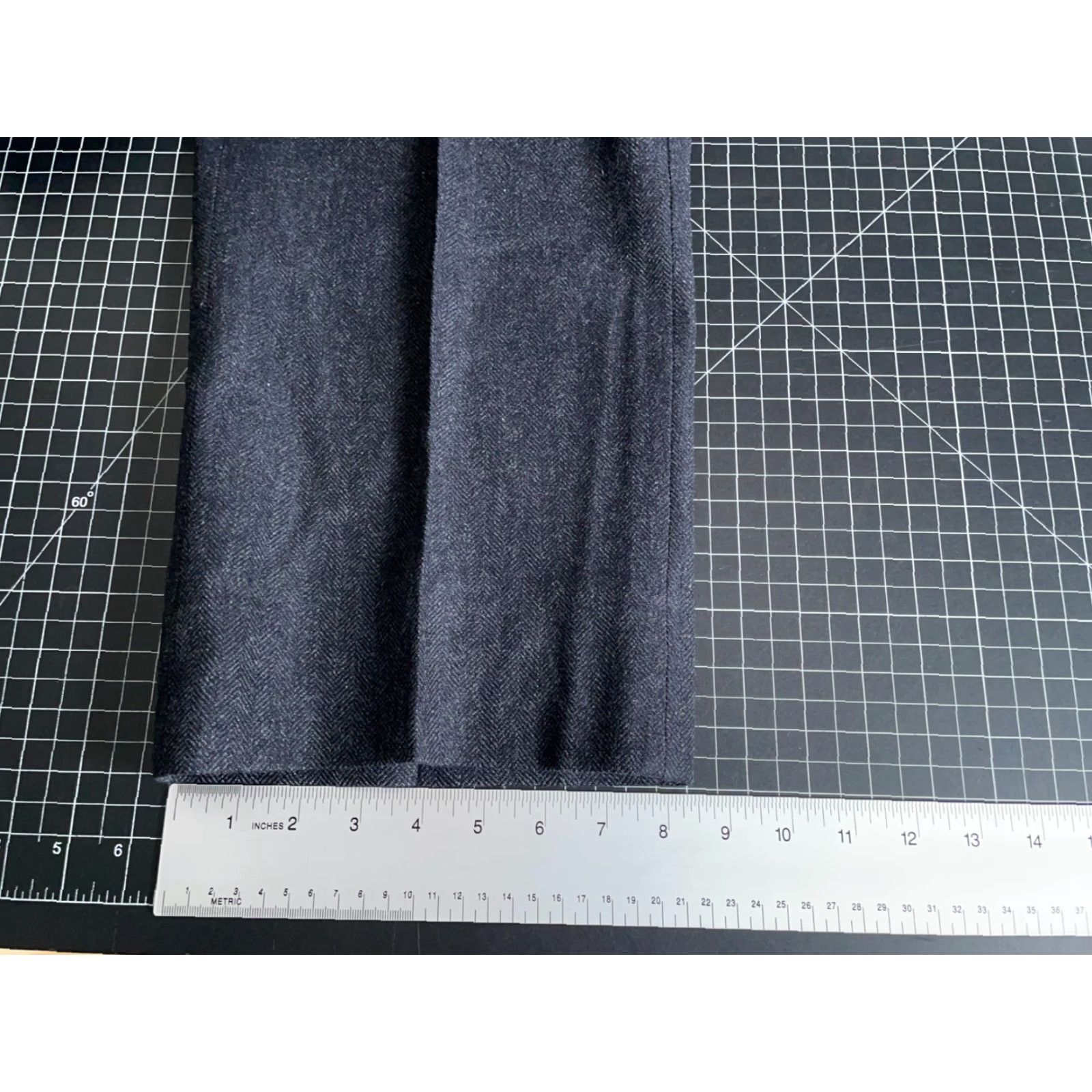 Vintage Wool Herringbone Pleated Trousers Men's 33 x 30 Dark Gray Pants Zip Fly Size US 33 - 7 Thumbnail