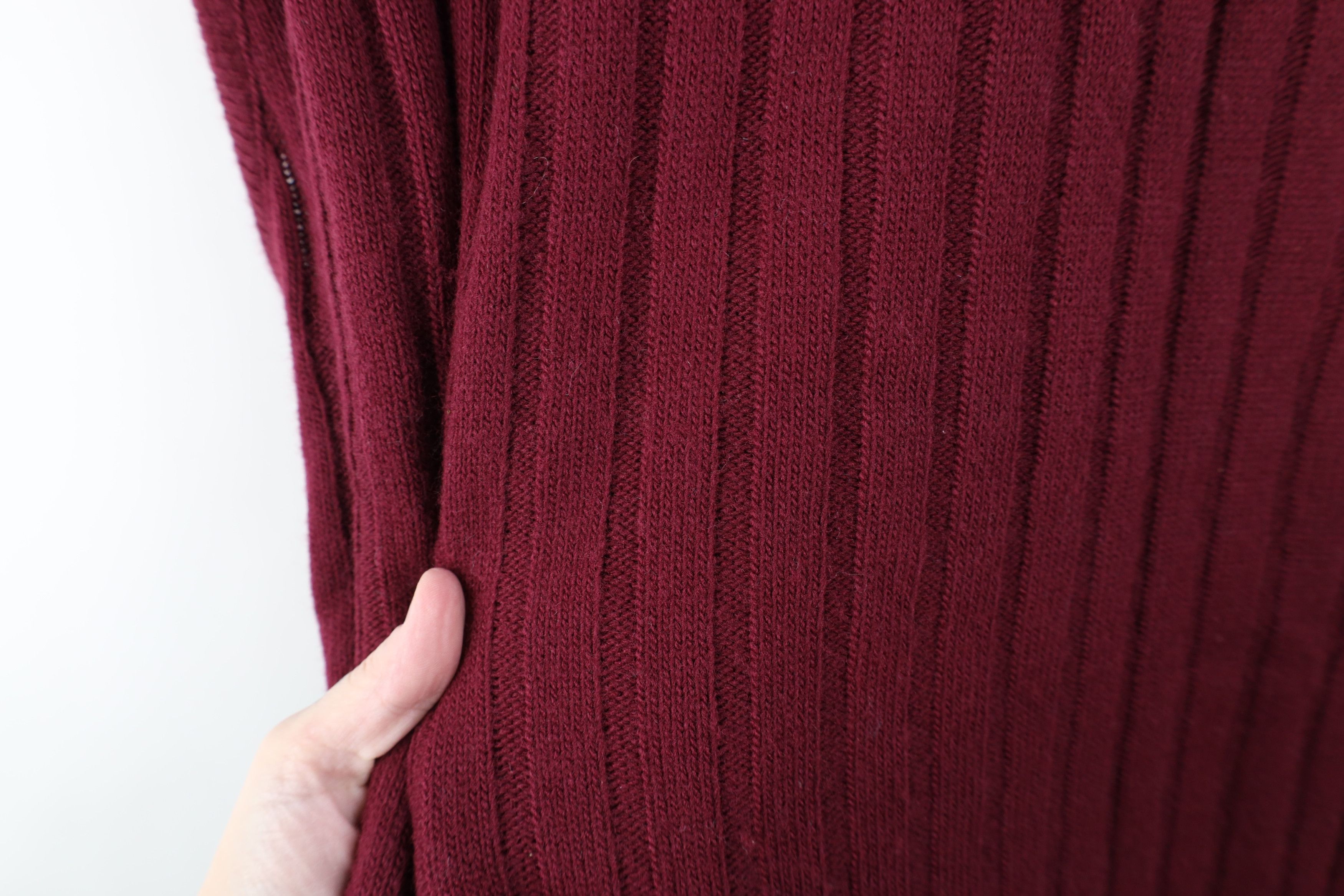 Vintage Vintage 70s Streetwear Ribbed Knit Sweater Vest Burgundy USA Size US XL / EU 56 / 4 - 5 Thumbnail