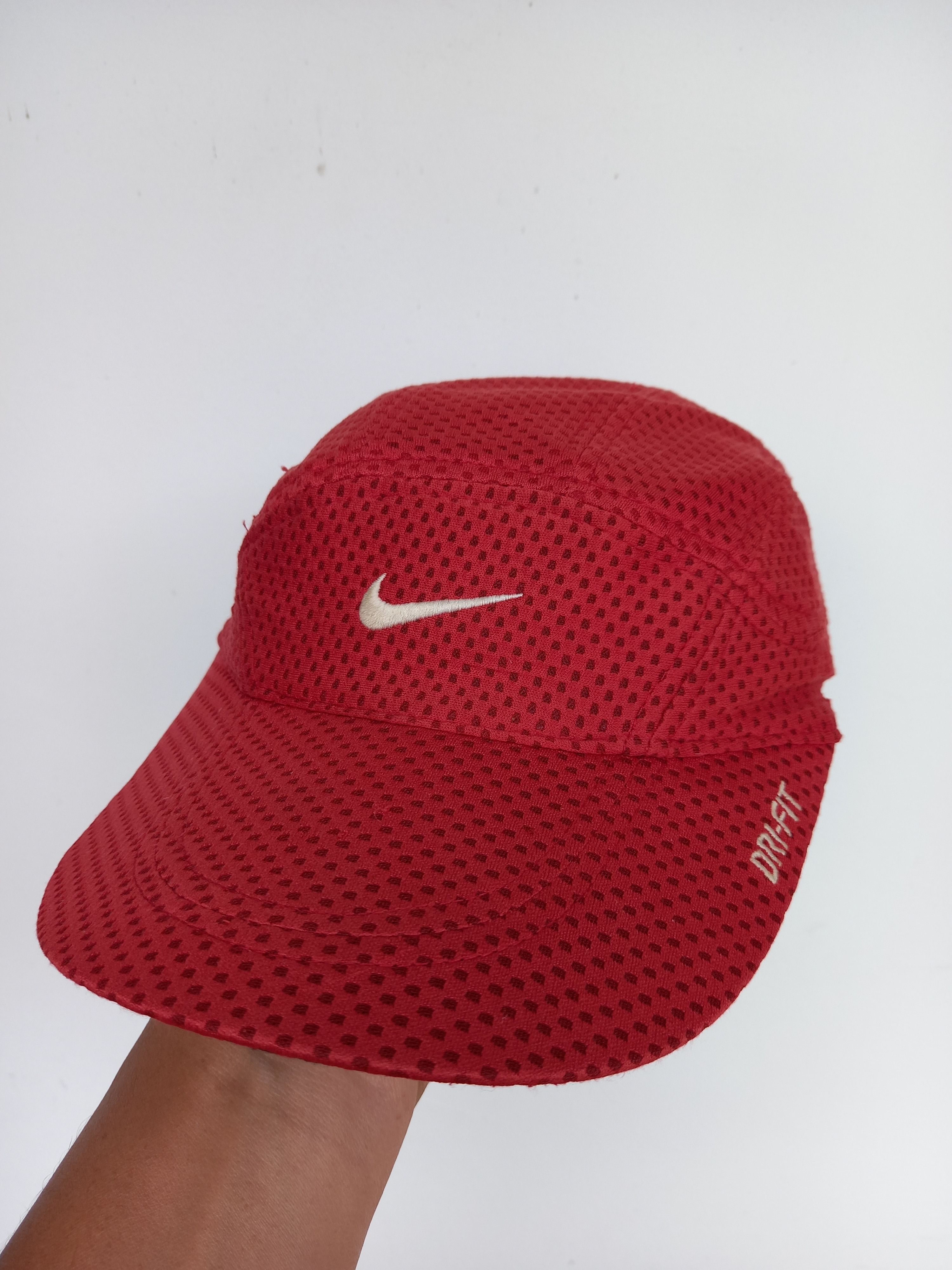 Nike Nike Running Mesh Hat Red y2k Tailwind Size ONE SIZE - 1 Thumbnail