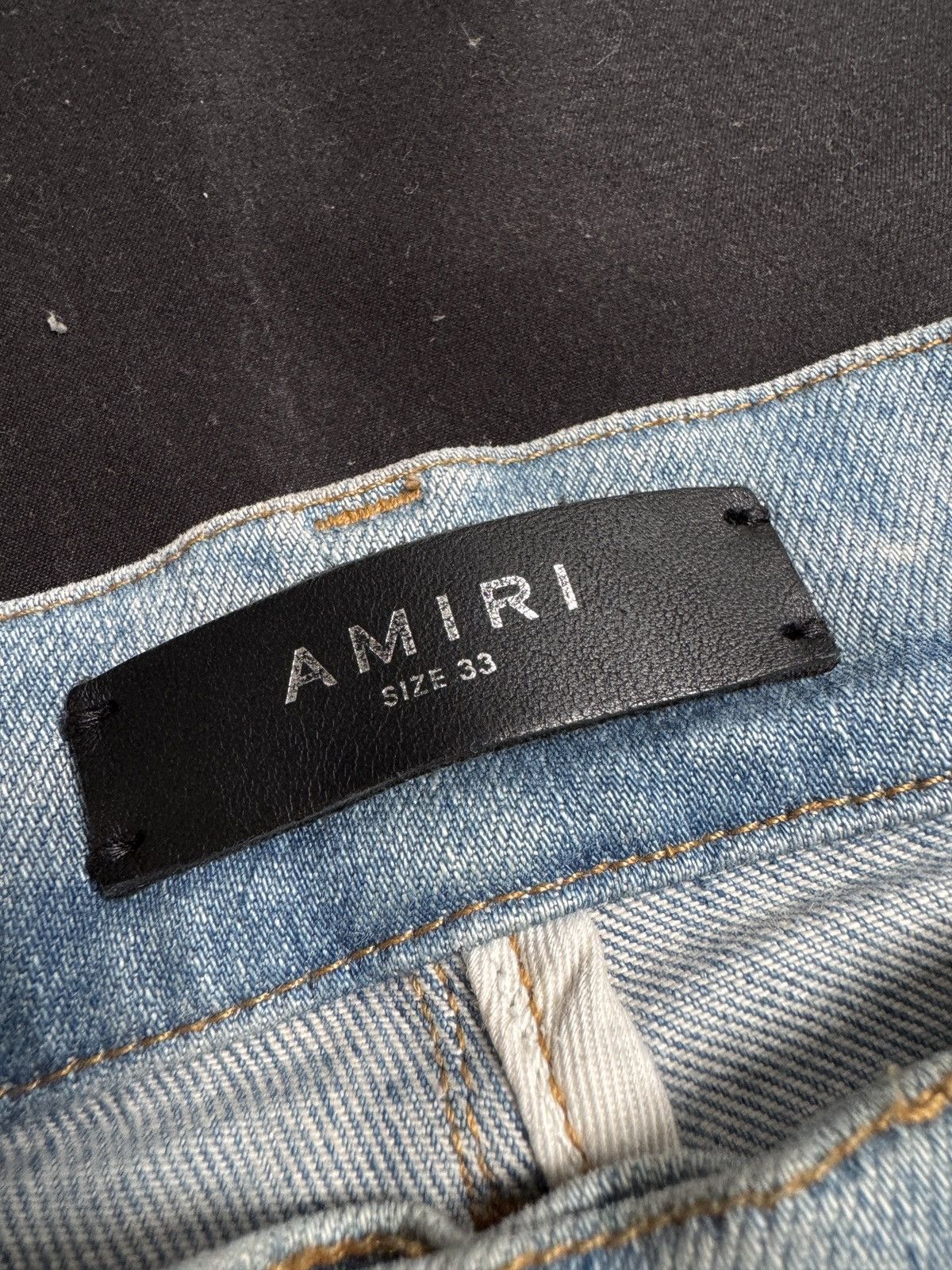 Amiri Amiri Old English LightWash Jeans Size US 33 - 5 Thumbnail