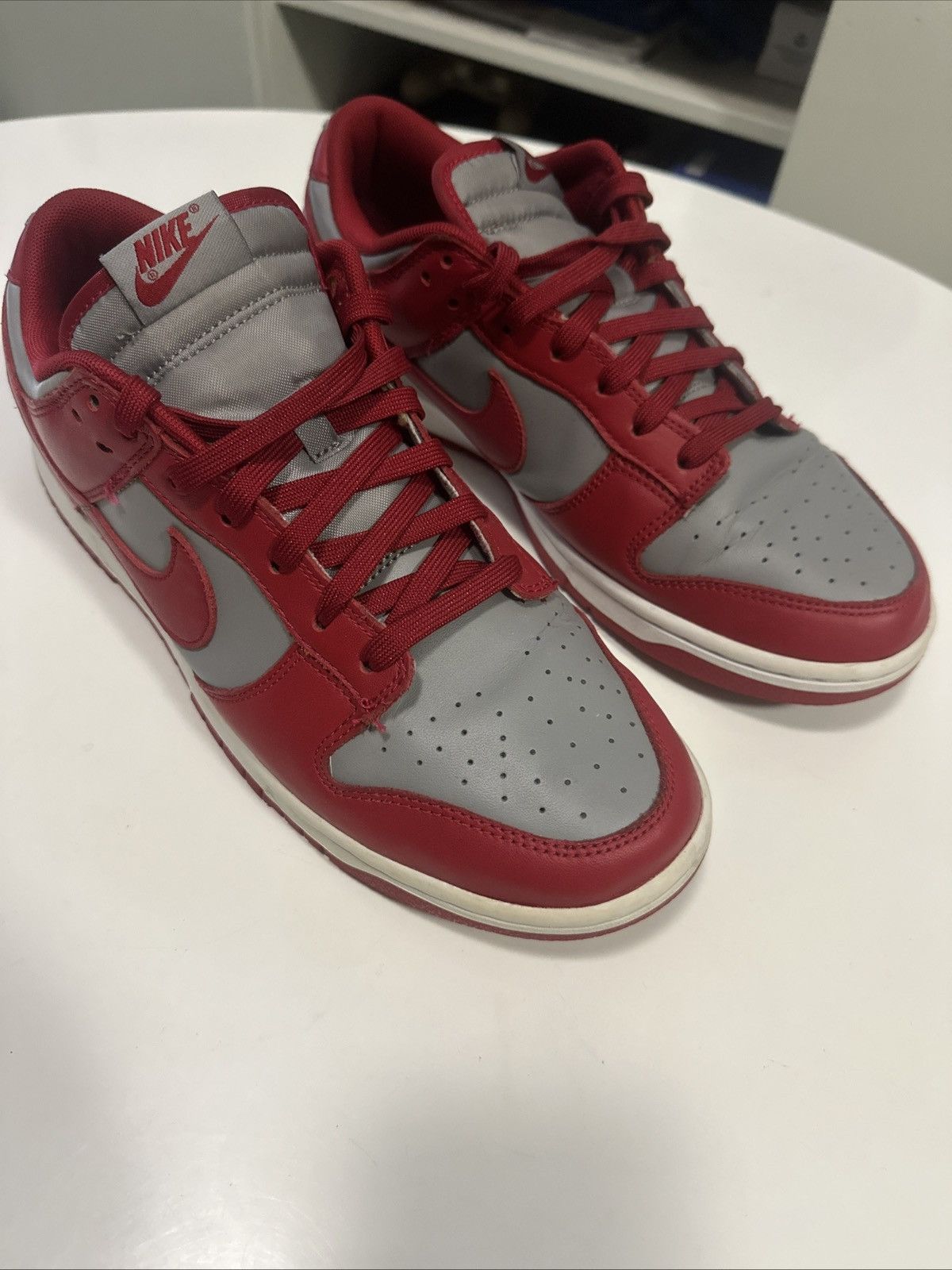 Nike Men Nike Dunk Low Retro Varsity Red Grey UNLV 10 DD1391 002 Size US 10 / EU 43 - 2 Thumbnail