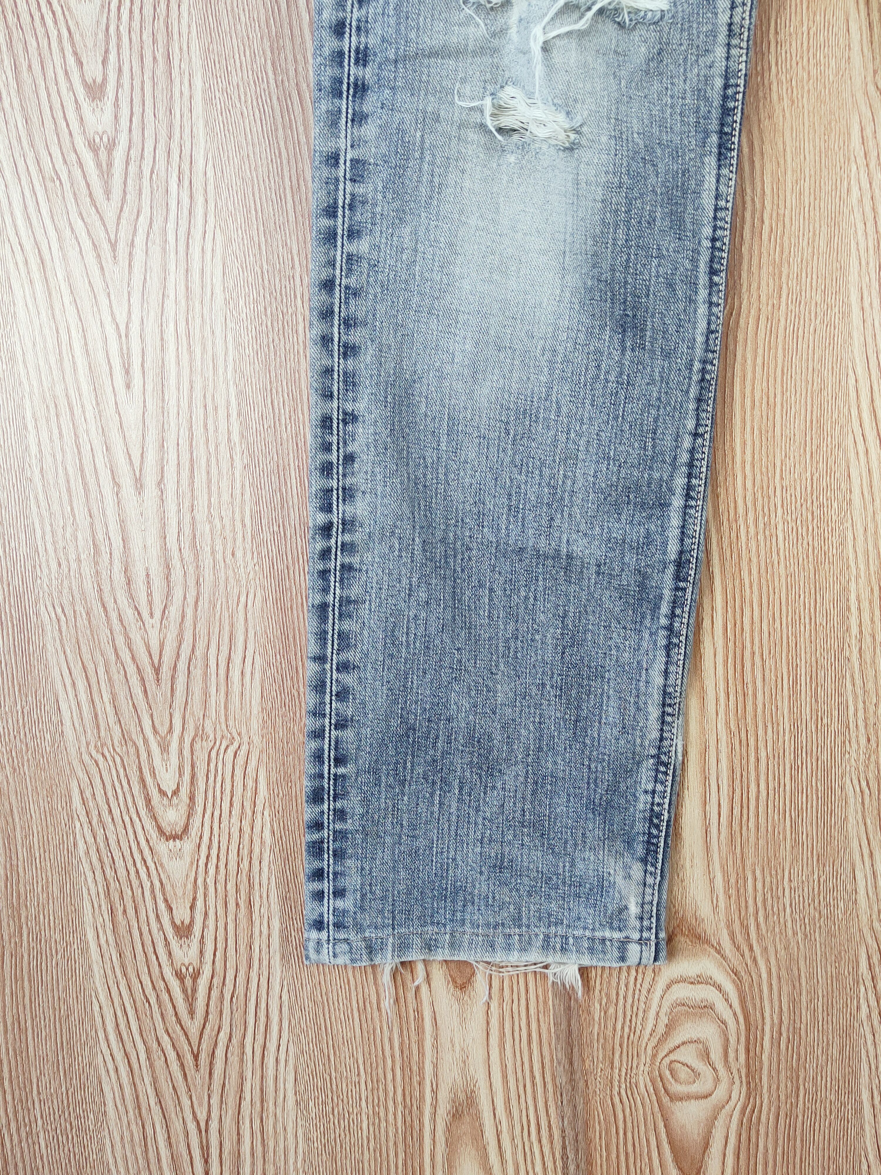 Japanese Brand Lee Blue Distressed Ripped denim Jeans #W503 Size US 30 / EU 46 - 5 Thumbnail