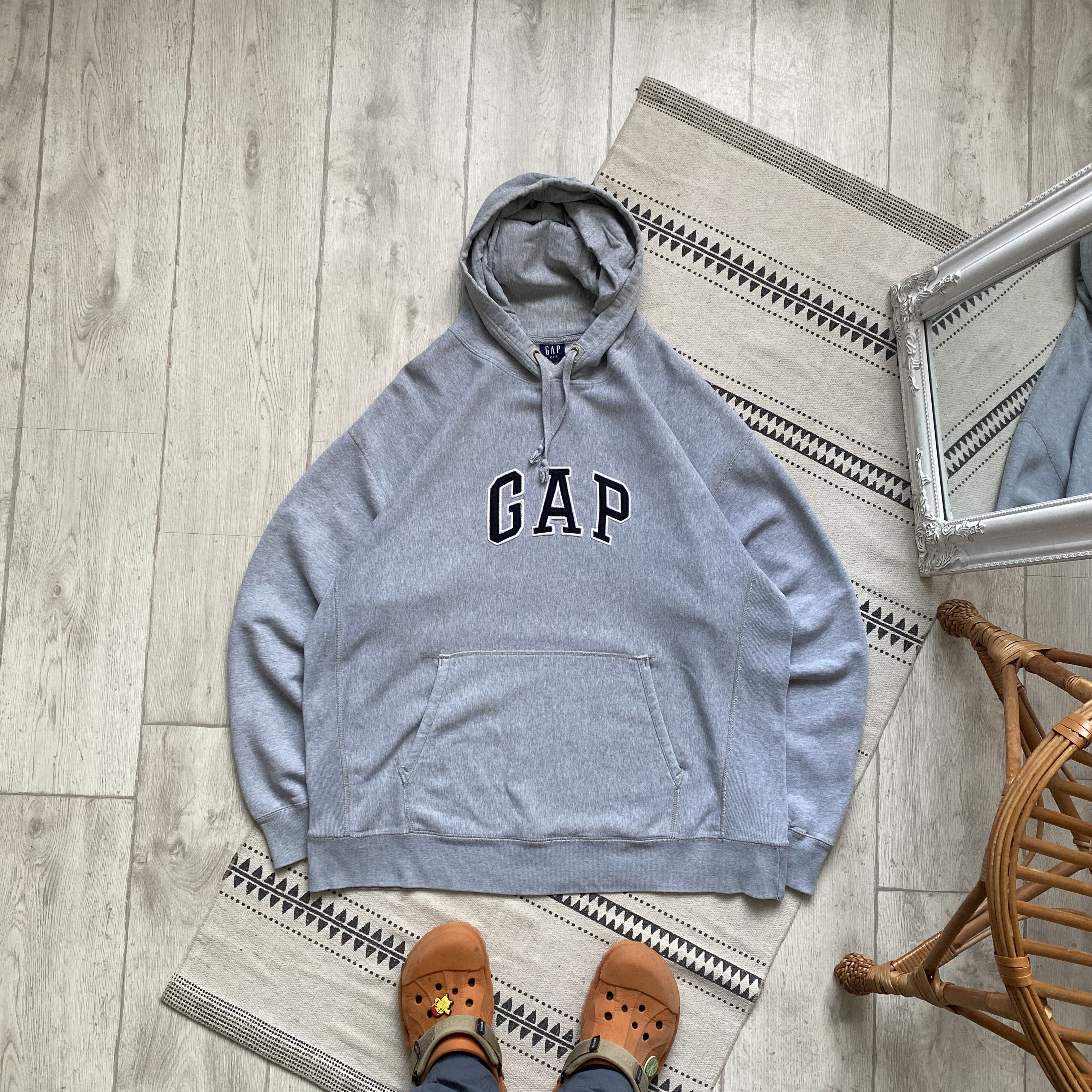 Vintage Gap Boxy hoodie Center logo Distressed reverse weave