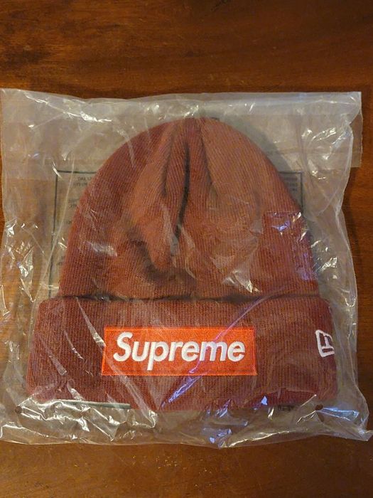 Supreme New Era Box Logo Beanie (FW18) Red