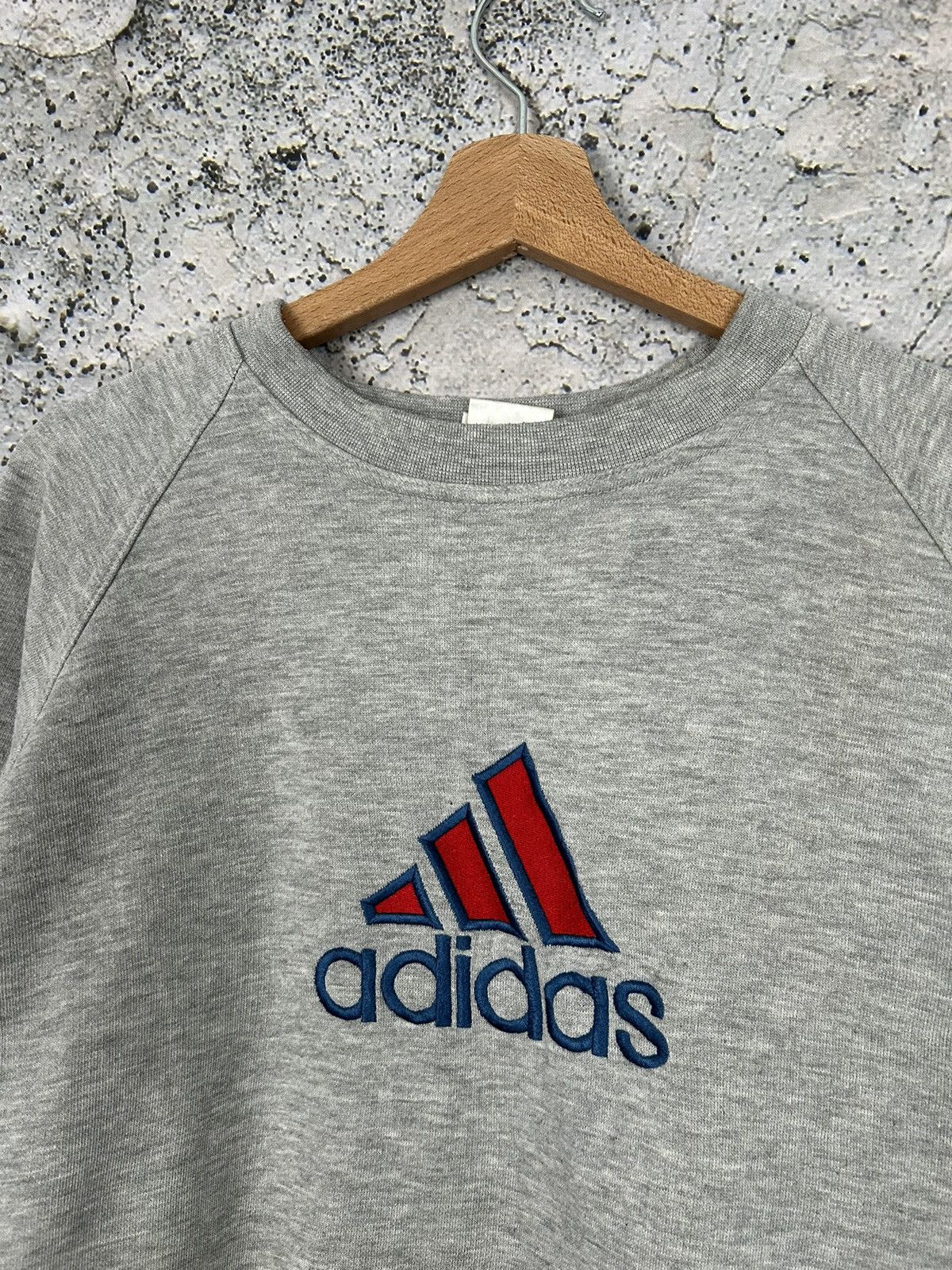 Adidas Vintage Adidas 90s Boxy Crewneck Streetwear Hype Skate Rare Size US XL / EU 56 / 4 - 3 Thumbnail