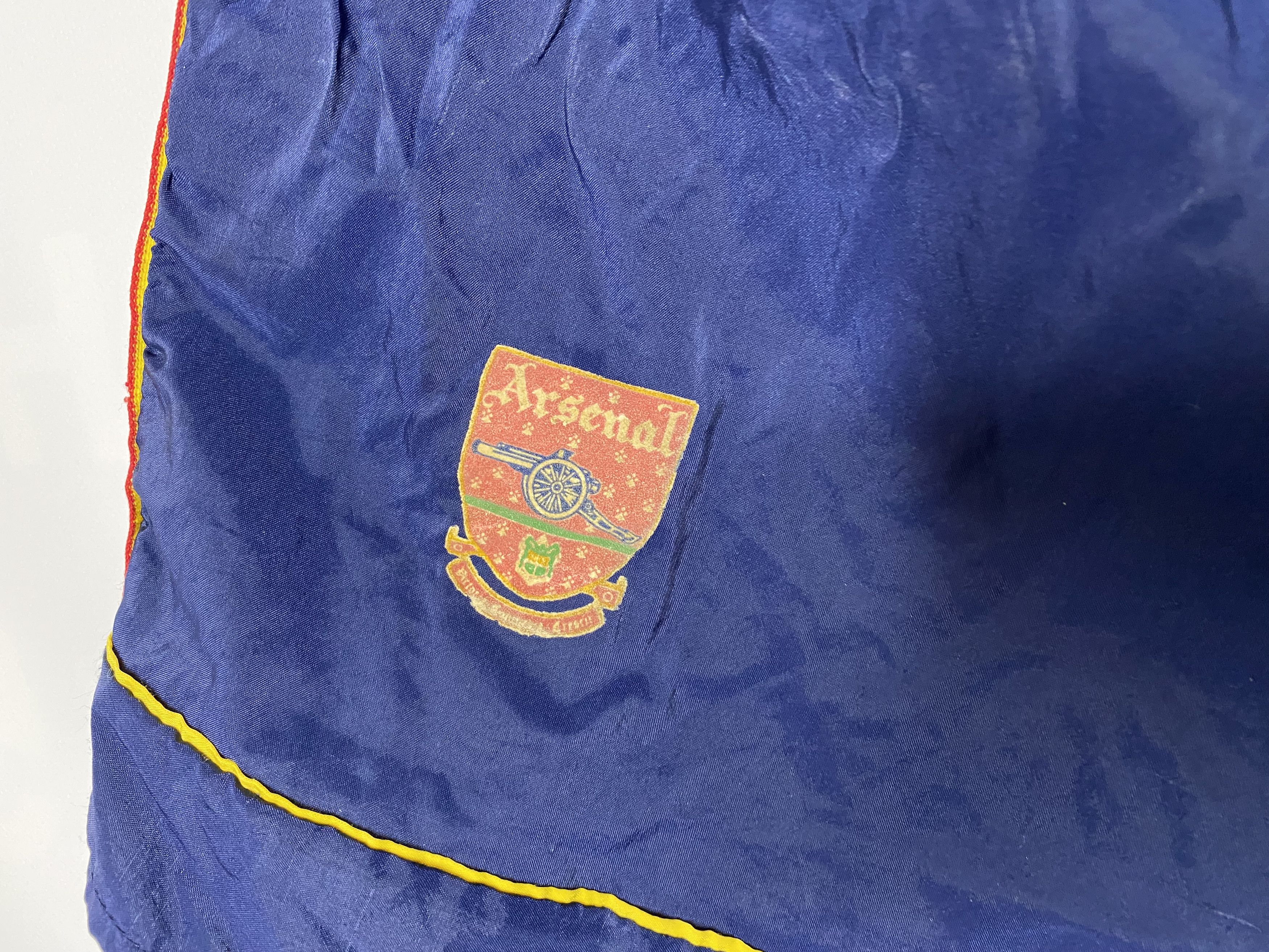 Adidas ARSENAL 1991 1993 AWAY FOOTBALL SOCCER SHORTS ADIDAS Size US 36 / EU 52 - 5 Thumbnail