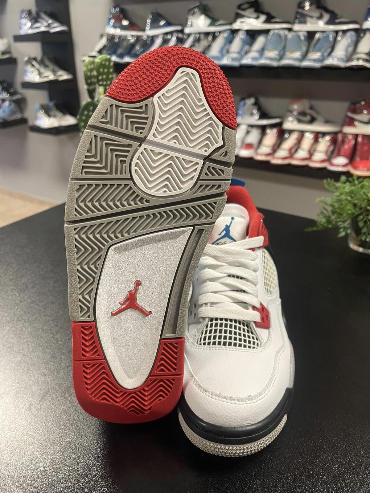 Jordan Brand Size 6y - Jordan 4 Retro SE “What The” Very Clean 408452-146 Size US 6 / EU 39 - 9 Thumbnail