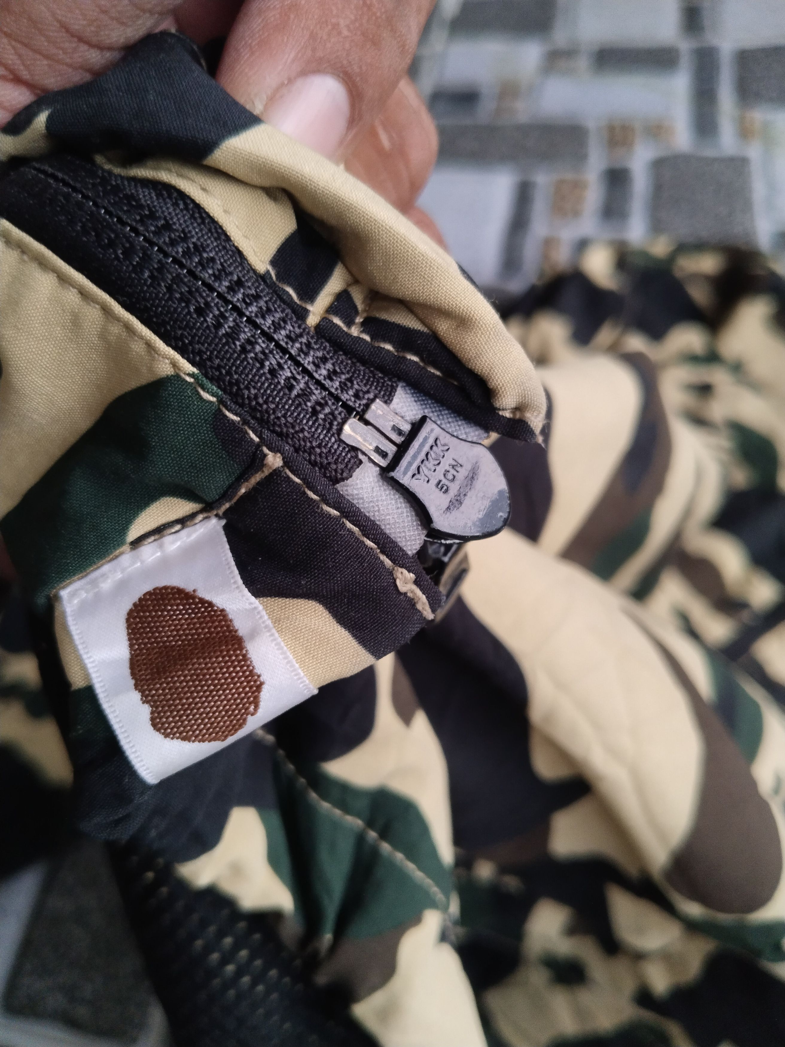 Bape 1st Camo Hoodie Jacket Size US M / EU 48-50 / 2 - 12 Thumbnail