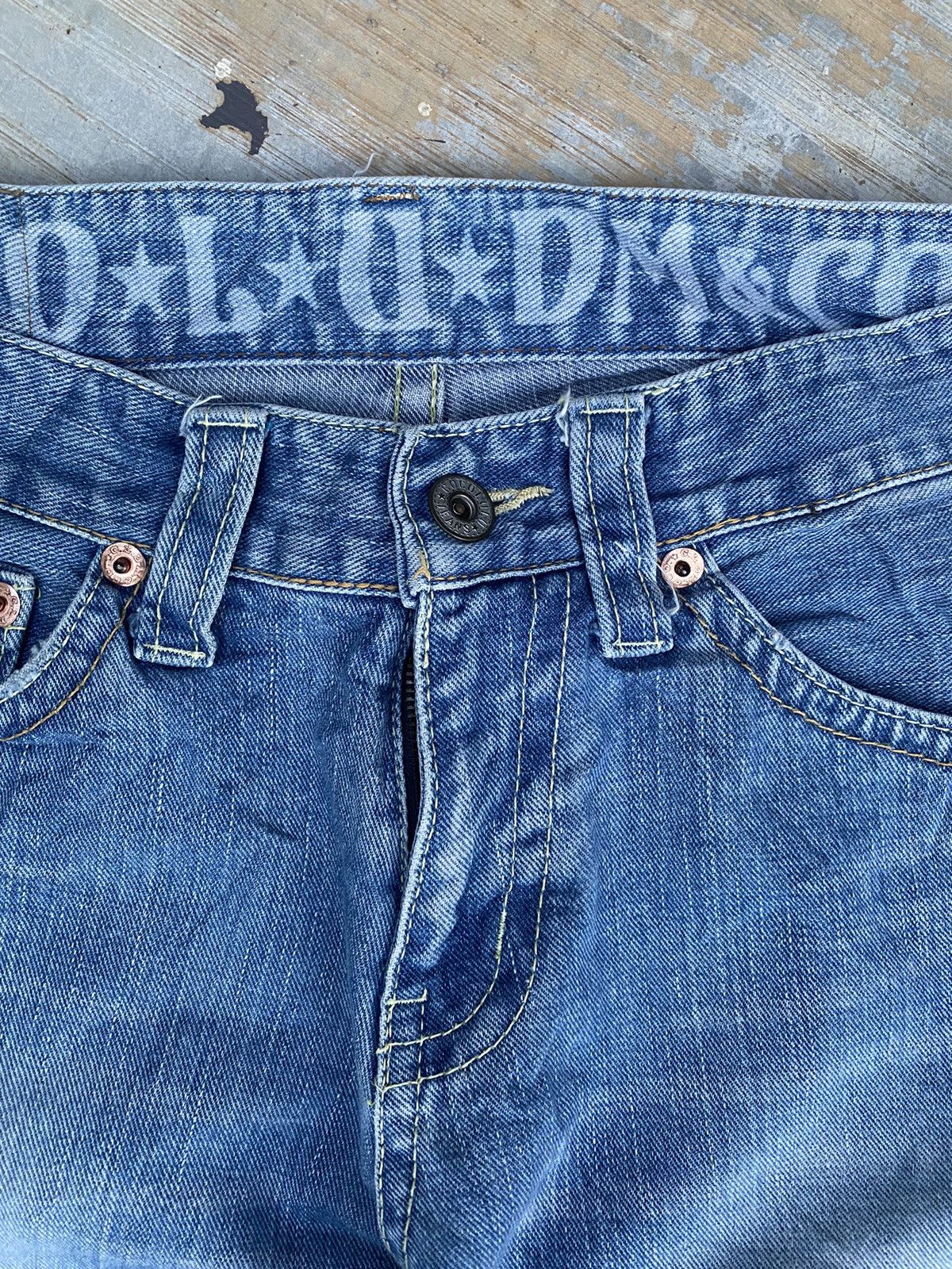 Japanese Brand Distressed Cocolulu Spellout Stone Wash Jeans Size 32" / US 10 / IT 46 - 3 Thumbnail