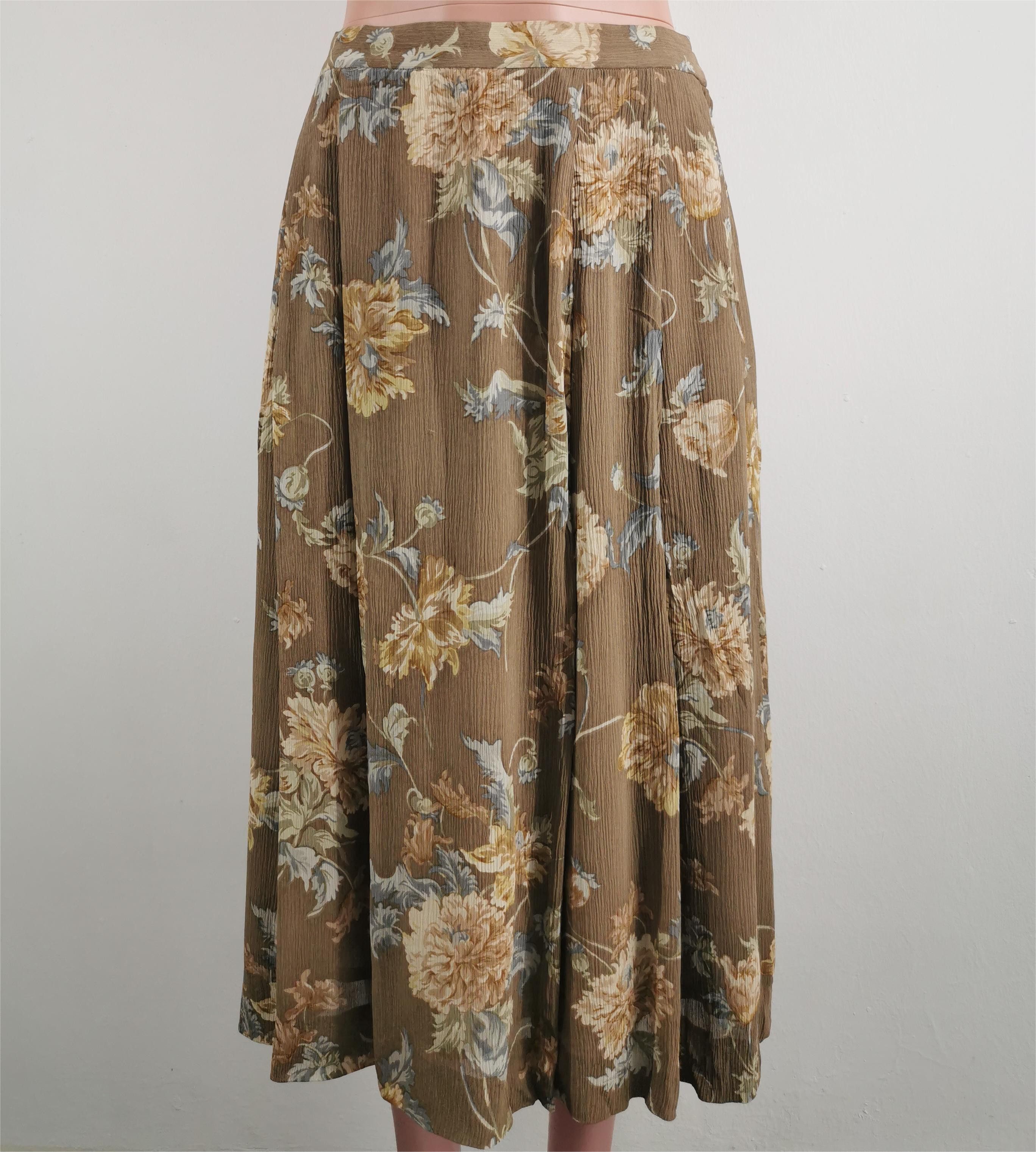 Burberry Vintage 90's Burberrys Skirt Floral Design Size 30 Size 30" / US 8 / IT 44 - 2 Thumbnail