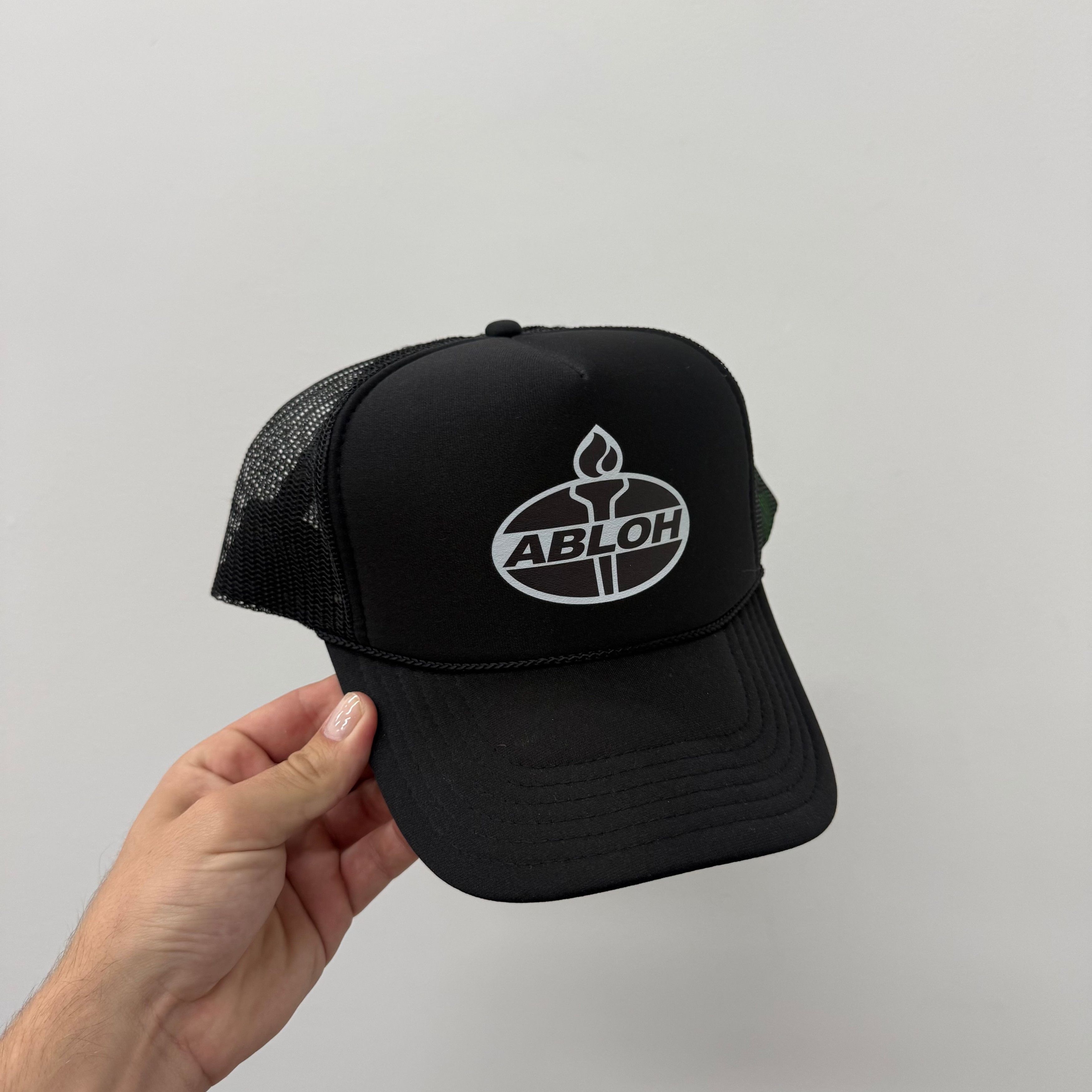Virgil Abloh Virgil Abloh Brooklyn Museum Trucker Hat Size ONE SIZE - 1 Thumbnail