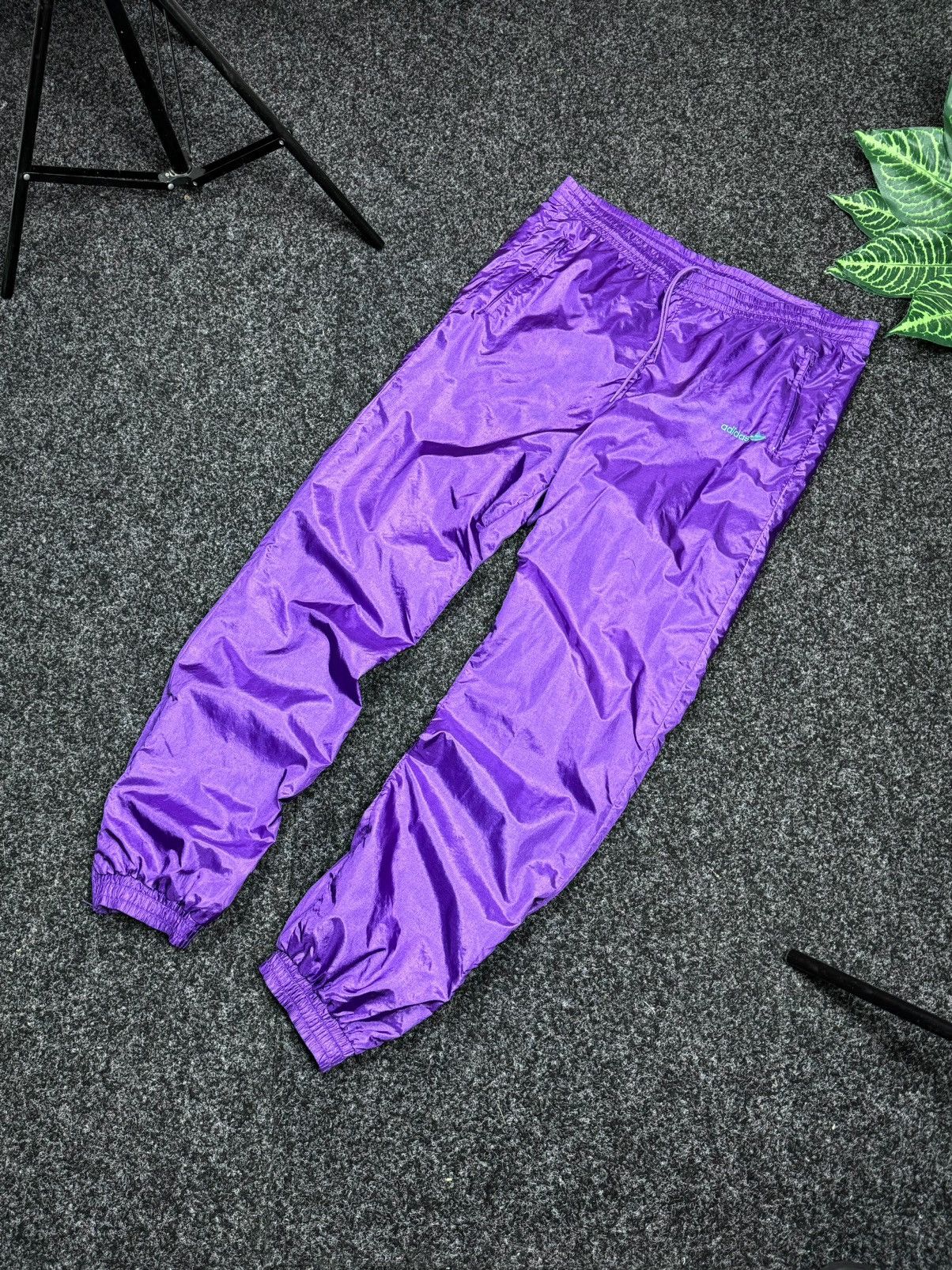 Adidas × Vintage Adidas Sweatpants Y2K drill Vintage Size US 34 / EU 50 - 1 Thumbnail