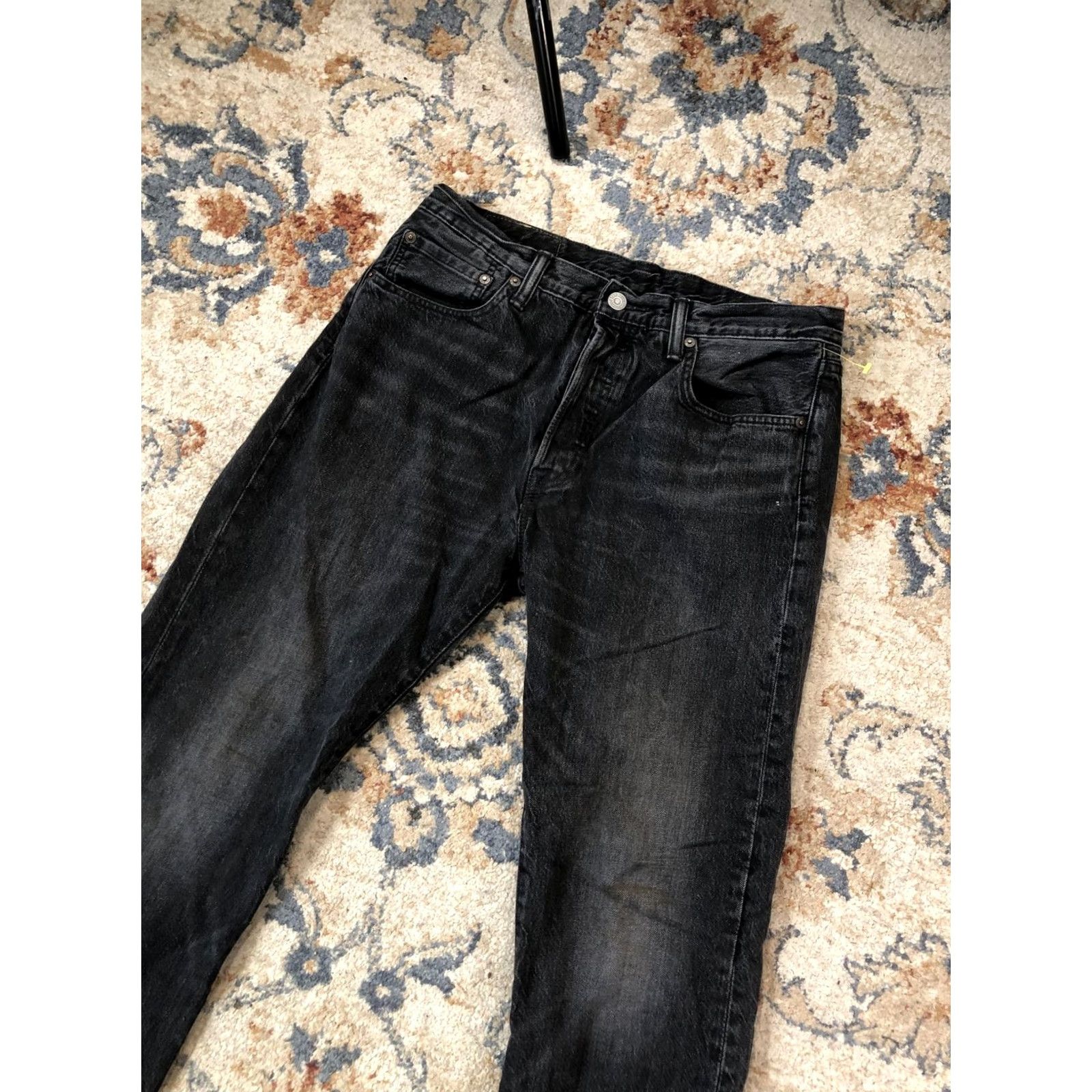 Levi's Levi's 501 Jeans Mens 32x31 Black Charcoal Wash Straight Leg Button Fly Denim Size US 32 / EU 48 - 5 Thumbnail