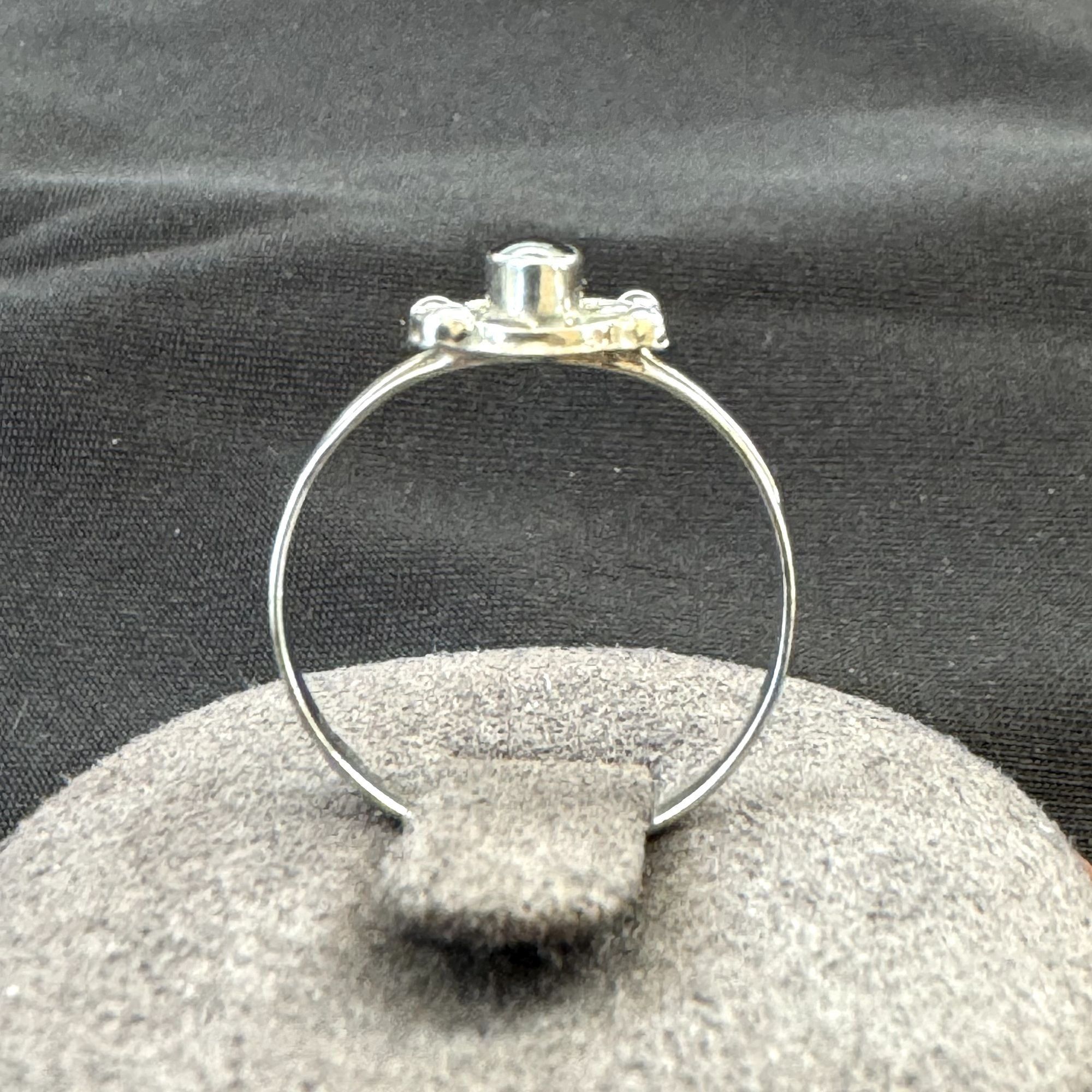 Vintage Vintage Sterling Silver 925 Black Onyx Bezel Set Scroll Bord Size ONE SIZE - 4 Thumbnail