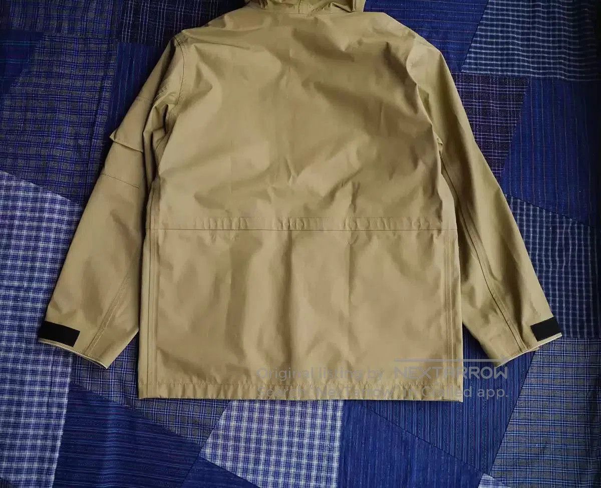 Nanamica nanamica gore. Size US M / EU 48-50 / 2 - 4 Thumbnail
