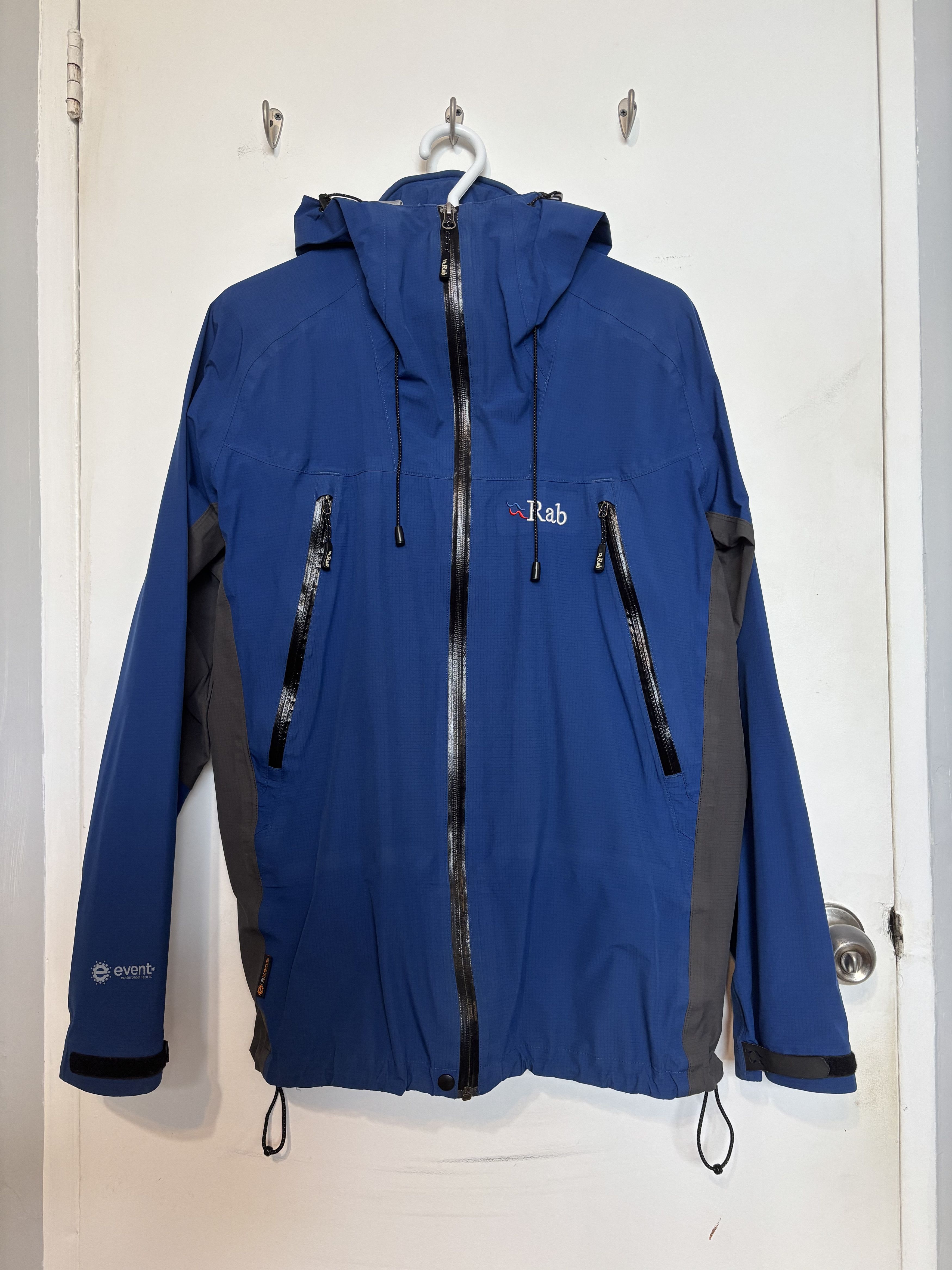 Rab Rab Vintage Latok Shell Jacket Size US L / EU 52-54 / 3 - 1 Thumbnail