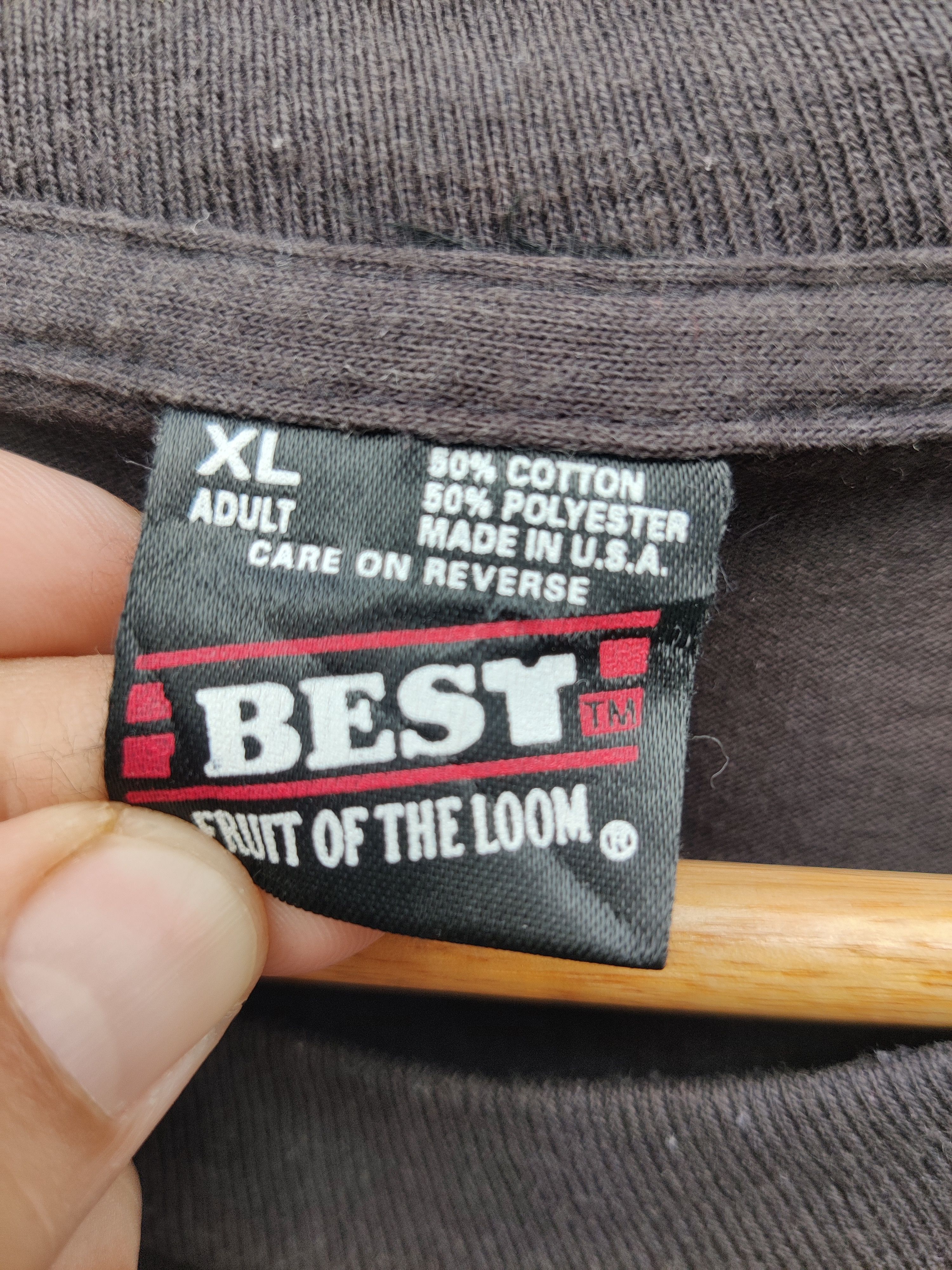 Fruit Of The Loom Vintage Menominee Casino Hotel Promo Shirt Size US XL / EU 56 / 4 - 7 Thumbnail