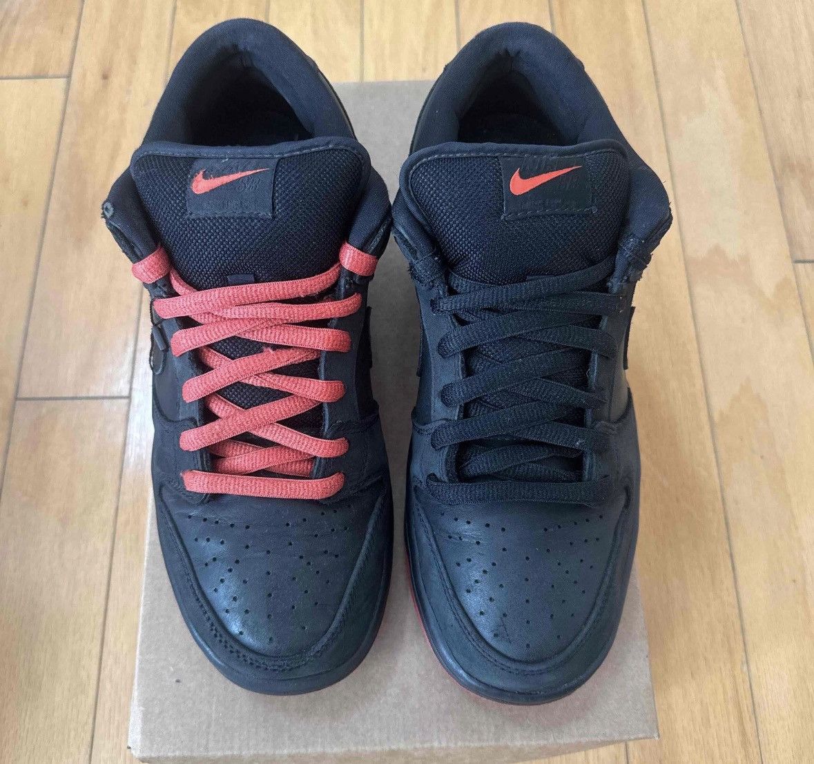 Nike Dunk Low SB Pigeon Size US 10 / EU 43 - 3 Thumbnail