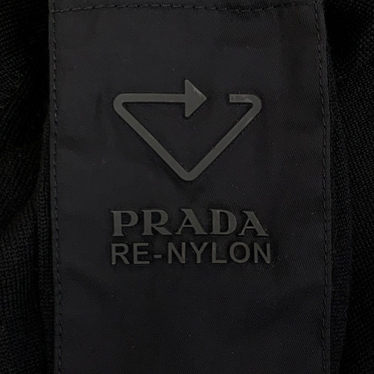 Prada Prada Black Wool Long Sleeve Knit Sweater K26WX Size US L / EU 52-54 / 3 - 7 Thumbnail