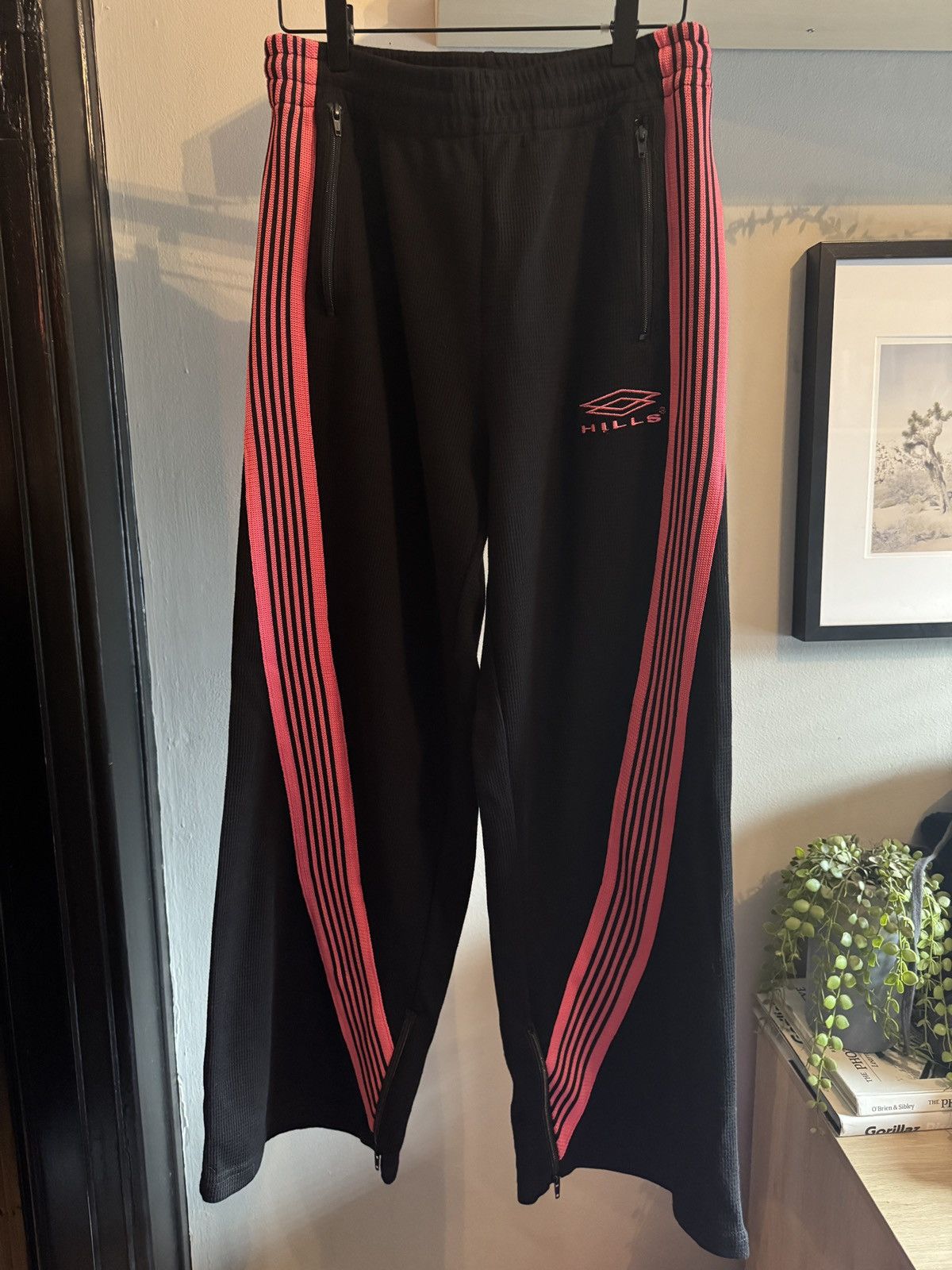 Other Gold + vintage mixed berry sweats Size US 32 / EU 48 - 2 Thumbnail