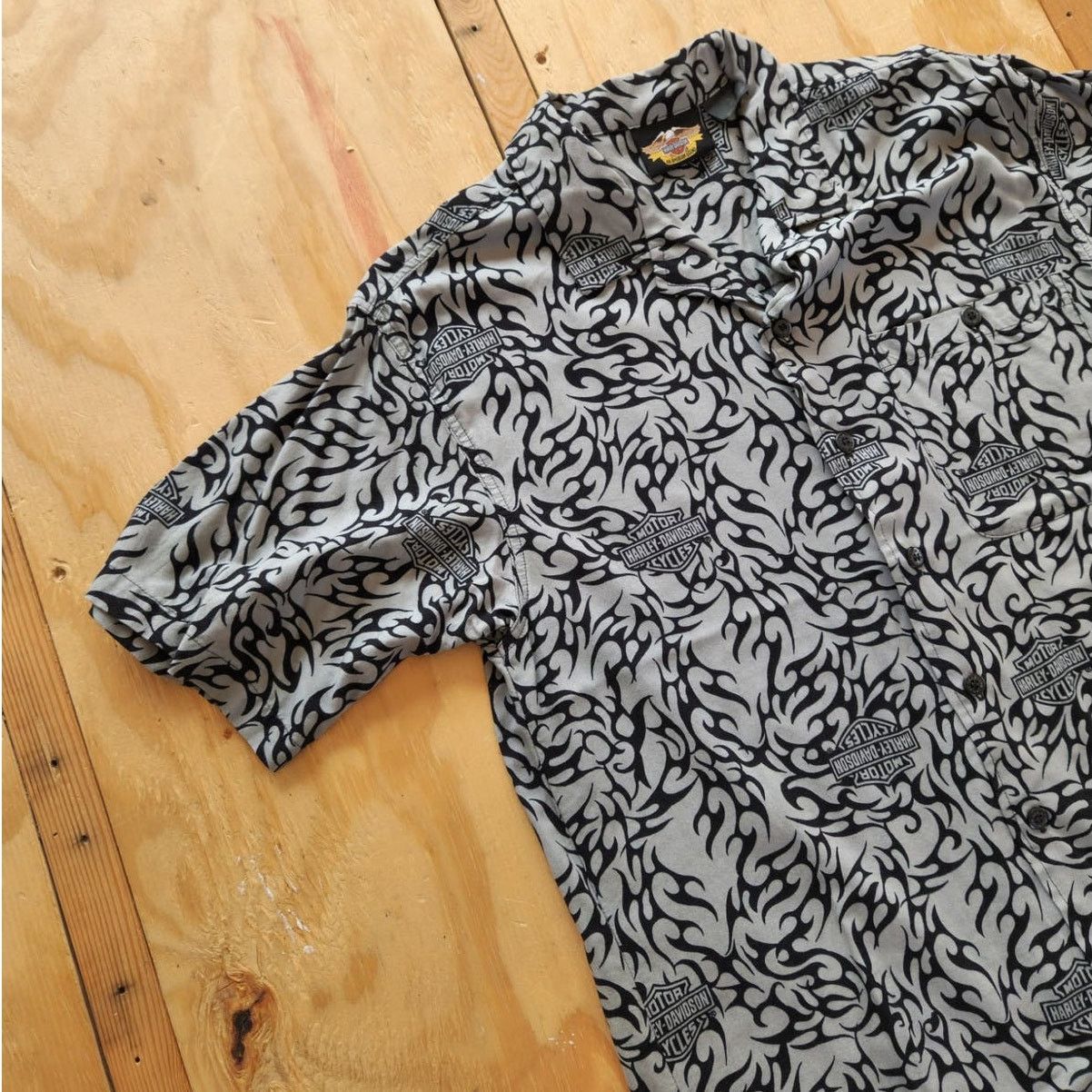 Harley Davidson Vintage Harley Davidson All Over y2K Button Hawaiian Shirt Size US M / EU 48-50 / 2 - 2 Thumbnail