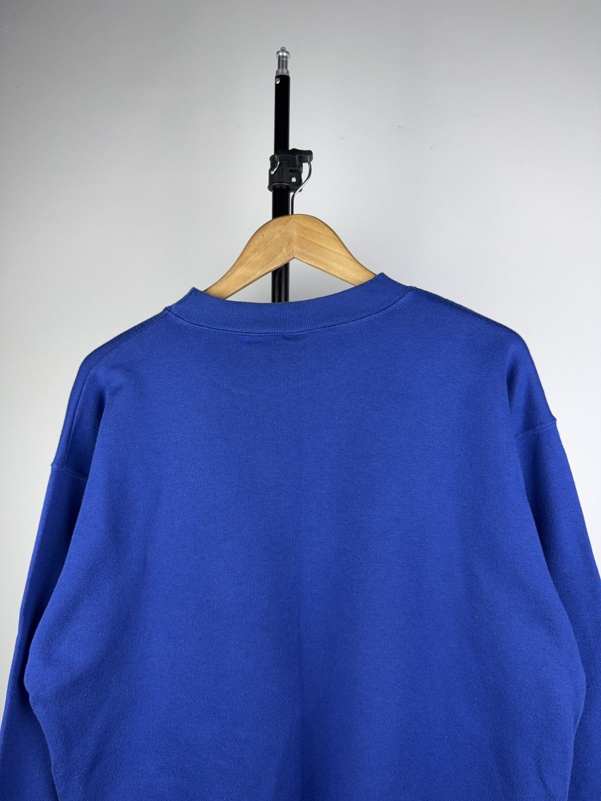 Disney × Mickey Mouse × Vintage 90s Disney Store Venezia Sweatshirt Embroidered Crewneck Size US M / EU 48-50 / 2 - 7 Thumbnail