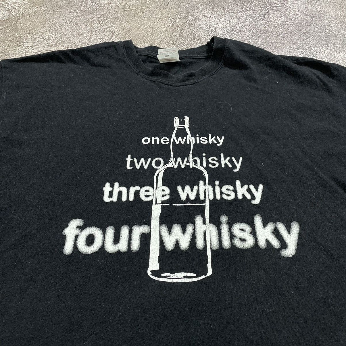 Vintage Vintage 90s One Whisky Two Whiskey Graphic Tee Grunge Slim L Size US L / EU 52-54 / 3 - 4 Thumbnail
