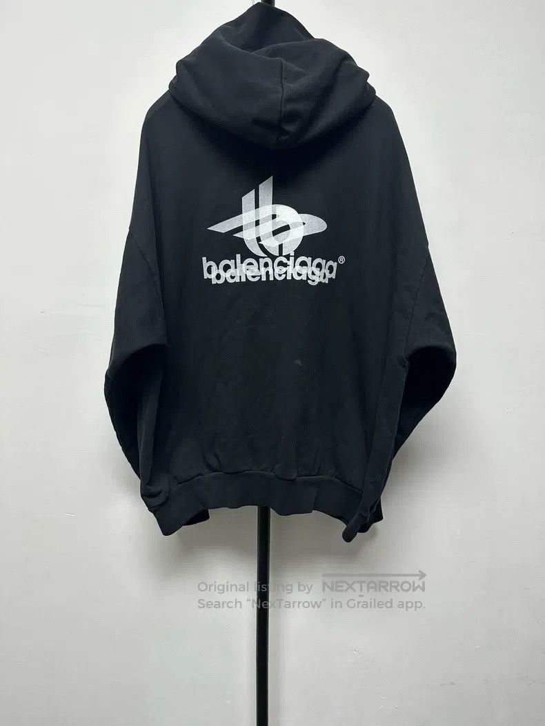 Balenciaga Balenciaga Letter Logo Printed Hooded Straight Sweatshirt Size US XS / EU 42 / 0 - 2 Thumbnail