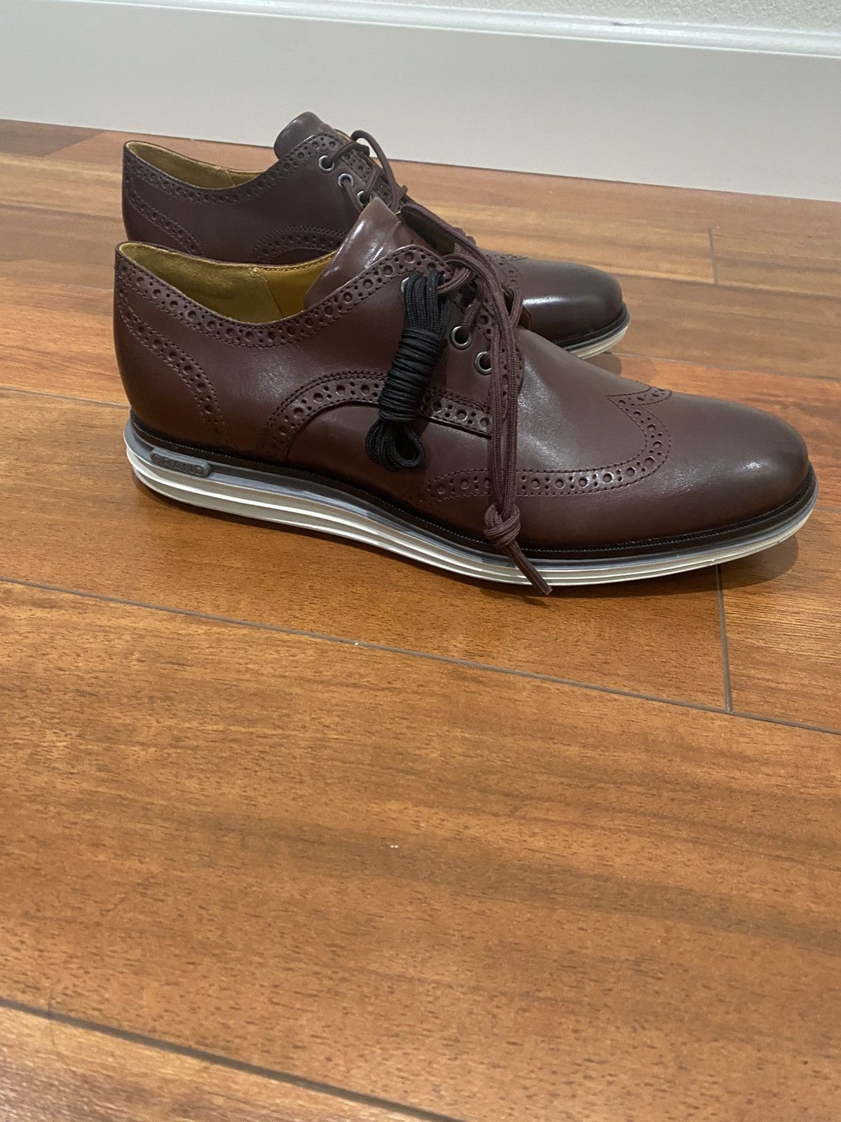 Cole Haan Cole Haan ØriginalGrand Wingtip - Cordovan -C31546 - US 9.5M Size US 9.5 / EU 42-43 - 4 Thumbnail