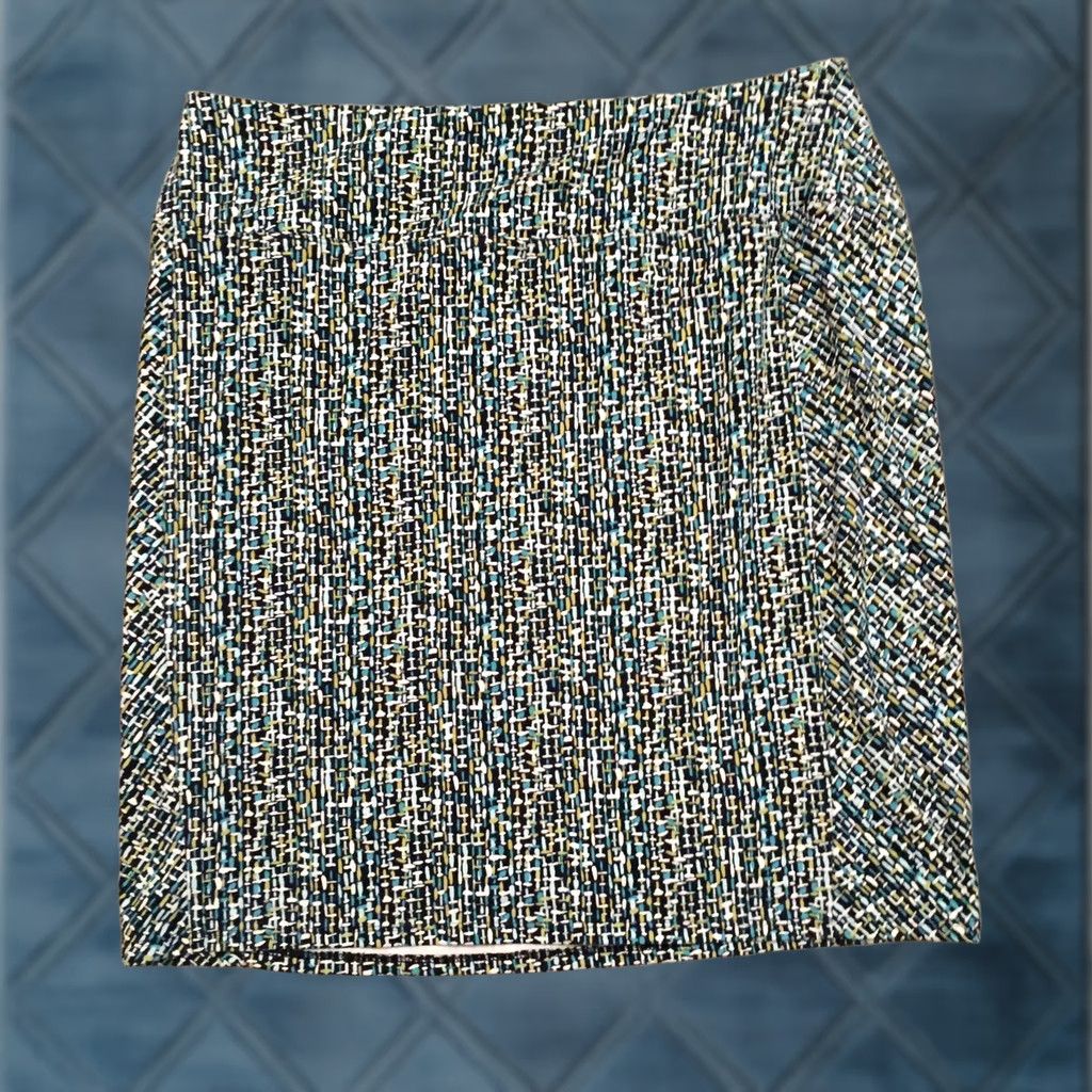 J. Jill J.Jill Skirt Geometric Knee Length Pull On Petite Green M Womens Size 32" / US 10 / IT 46 - 1 Thumbnail