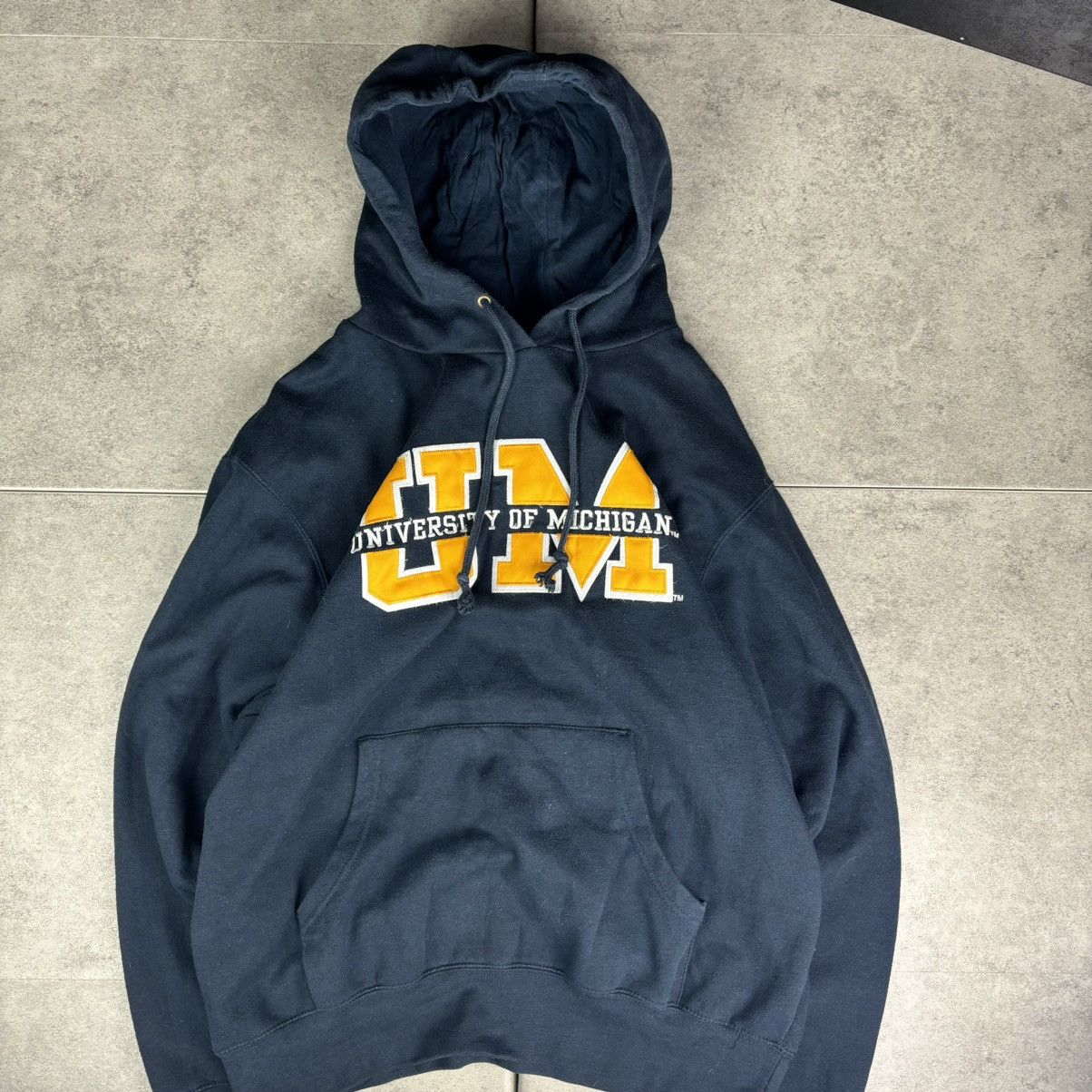 Other Y2k navy u of m spellout hoodie Size US M / EU 48-50 / 2 - 1 Thumbnail