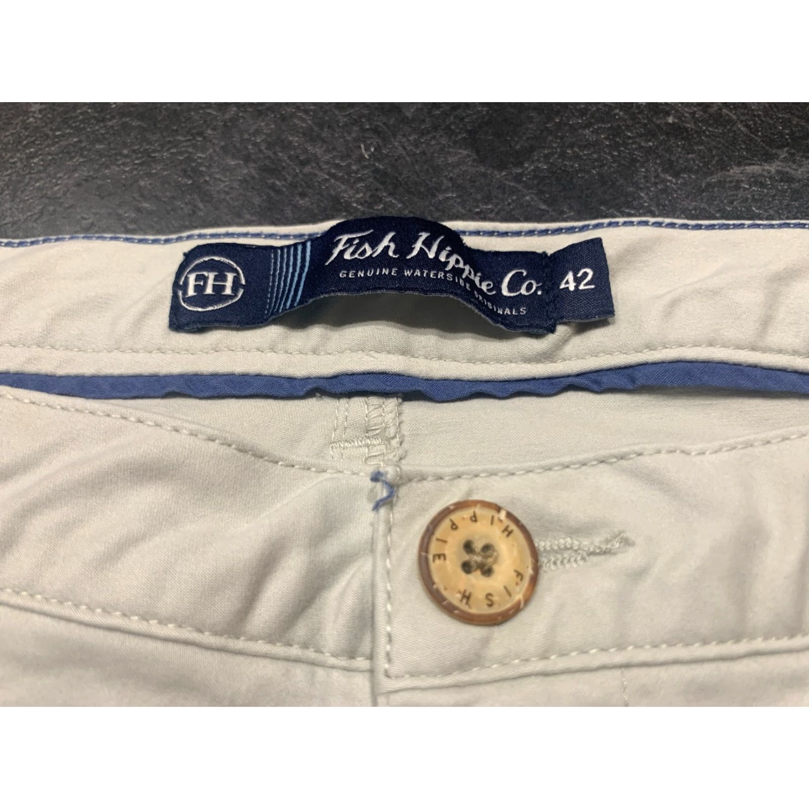 Vintage Fish Hippie Mens Chino Shorts 42 Beige Cotton Spandex Flat Front Casual Summer Size US 42 / EU 58 - 5 Thumbnail