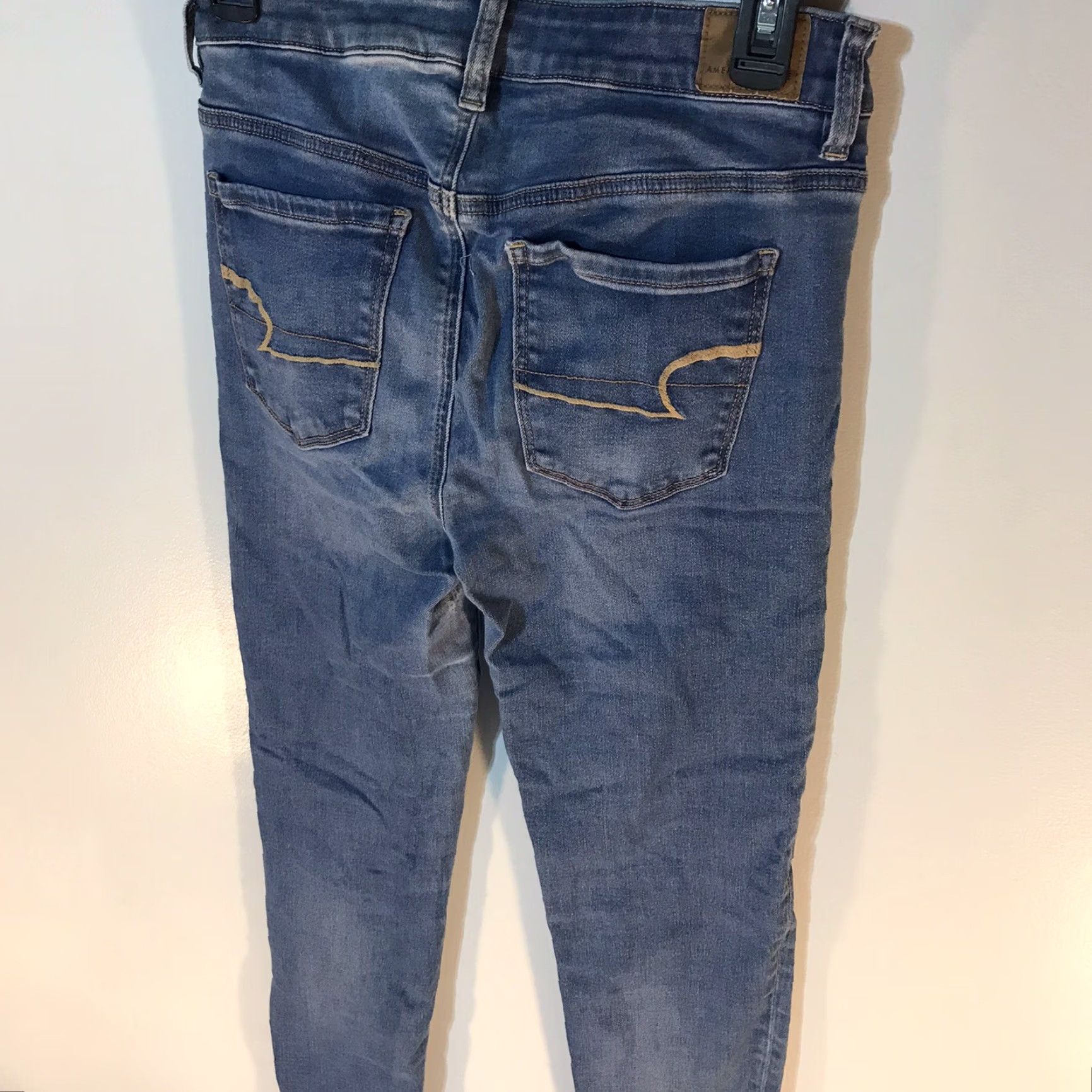 American Eagle Outfitters American Eagle Outfitters Light Wash High Rise Jeggings Women’s Regular Size 6 Blue Denim Size 28" / US 6 / IT 42 - 3 Thumbnail