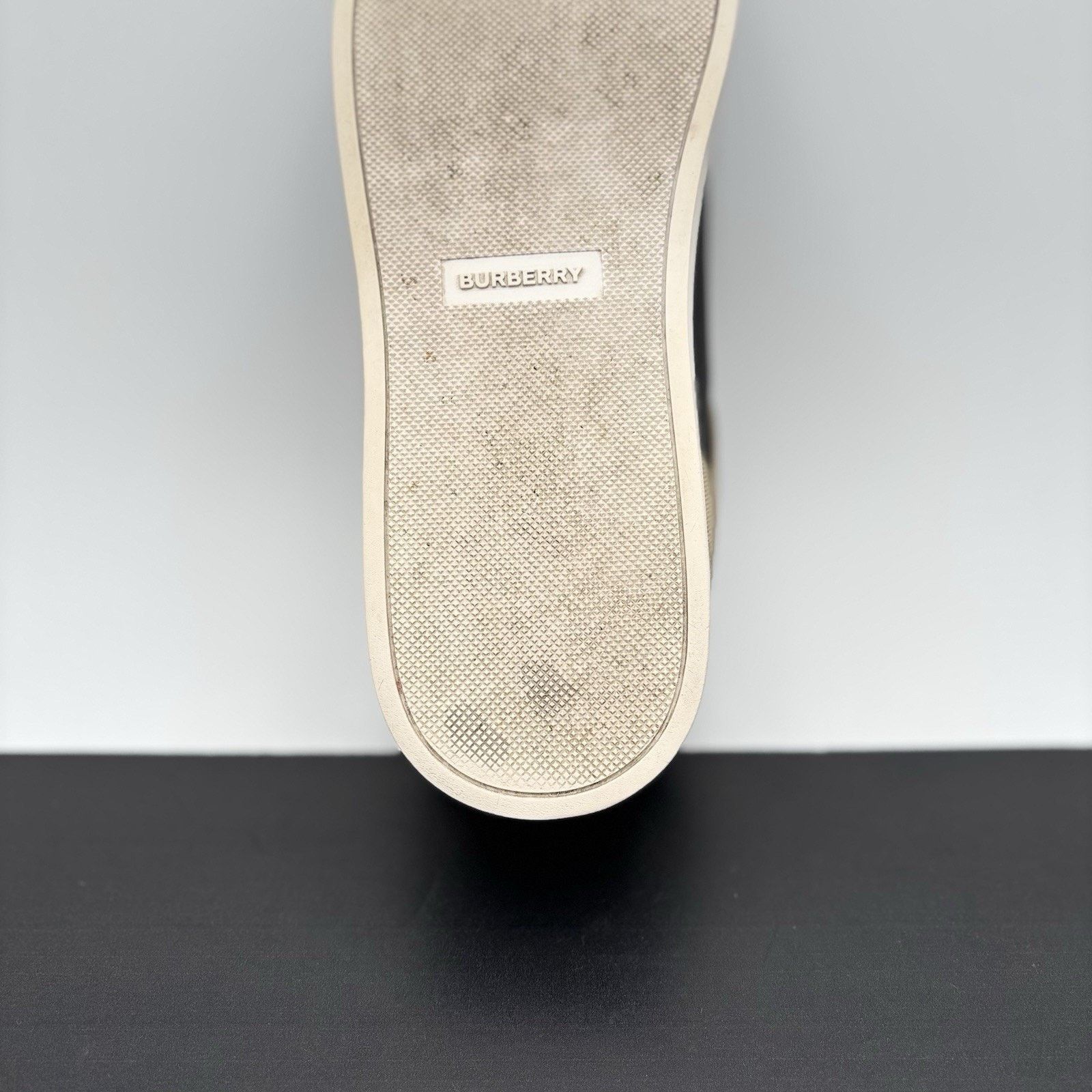 Burberry Burberry House Check ' Black Archive Beige White ' | GREAT! Size US 9 / EU 42 - 9 Thumbnail