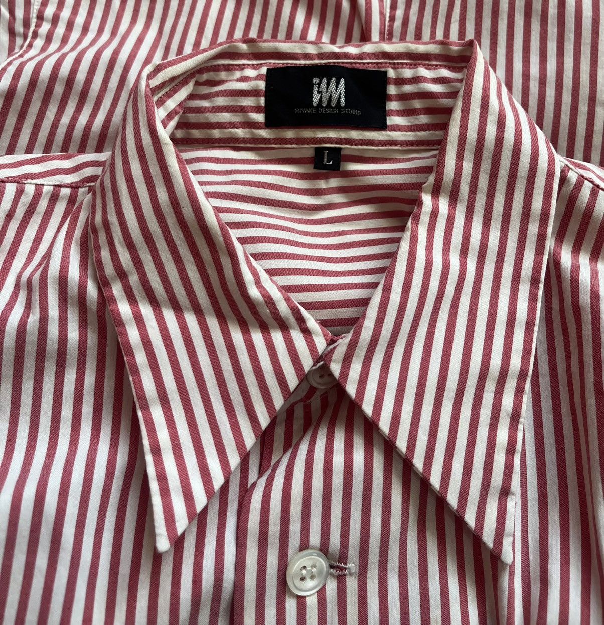 Issey Miyake Vintage issey miyake striped slimfit button up shirt Size US L / EU 52-54 / 3 - 5 Thumbnail