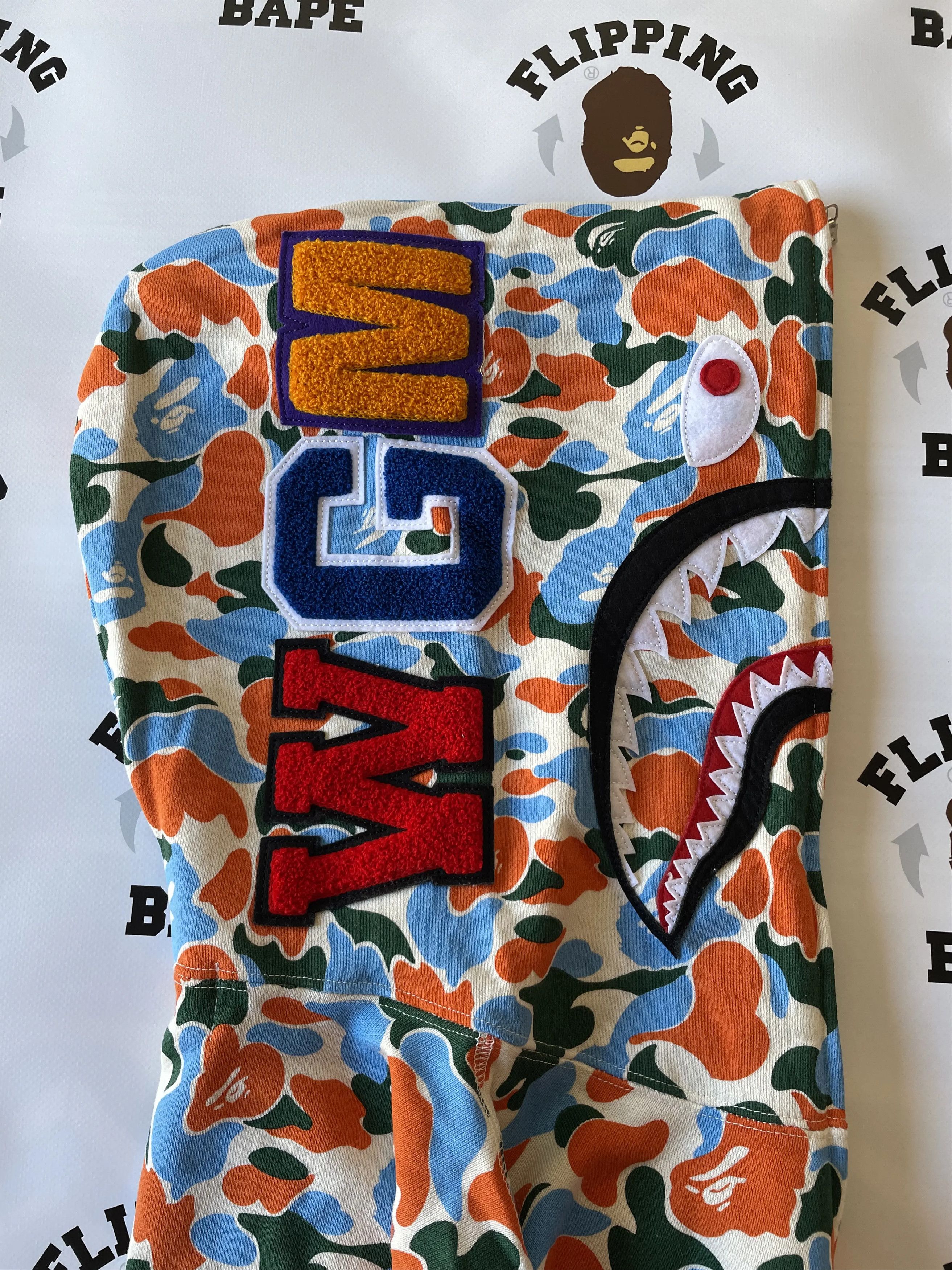 Bape BAPE STORE INDONESIA SHARK FULL ZIP HOODIE (2023) Size US M / EU 48-50 / 2 - 4 Thumbnail