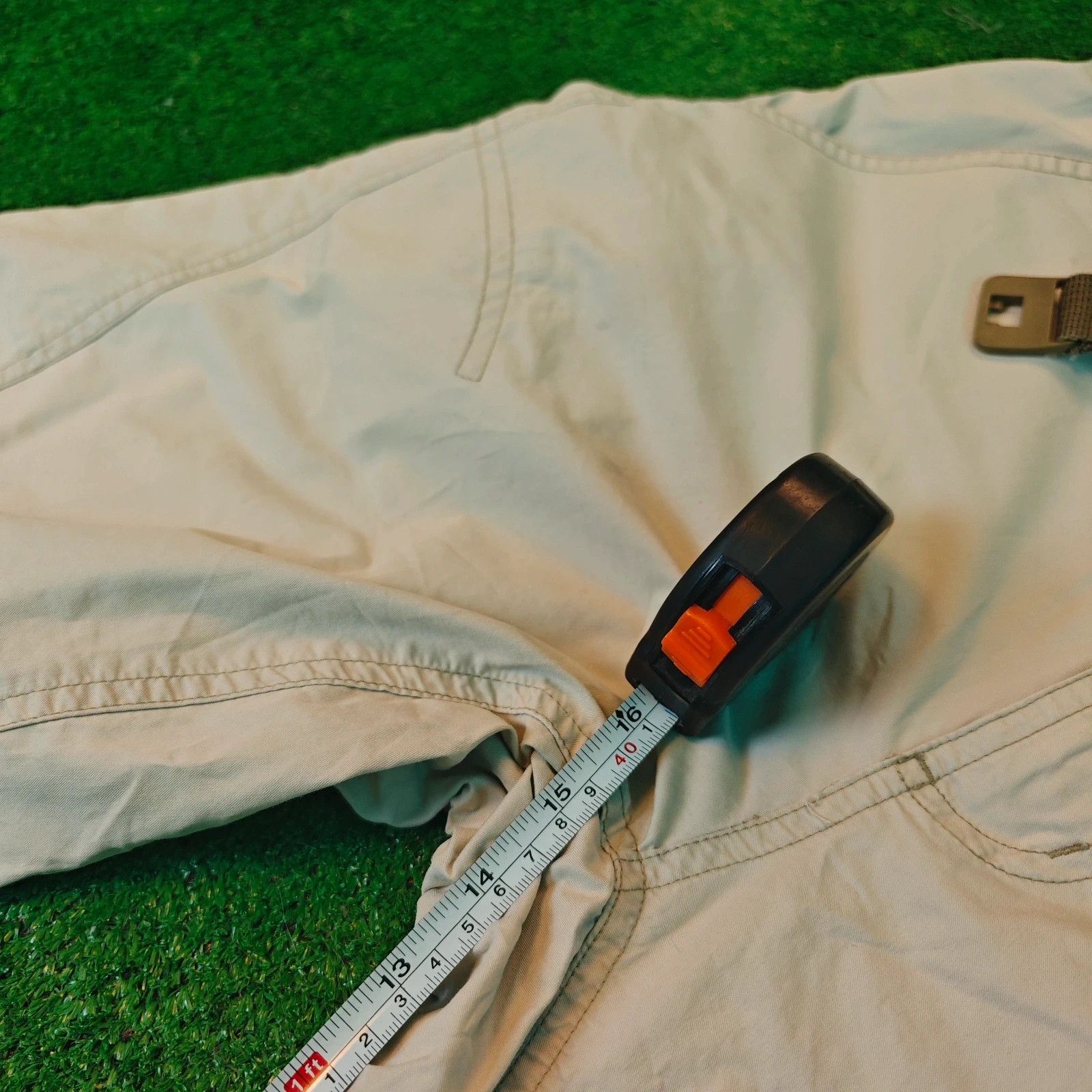 Columbia Columbia shorts mens 28 beige straight slash pocket utility Size US 28 / EU 44 - 12 Thumbnail