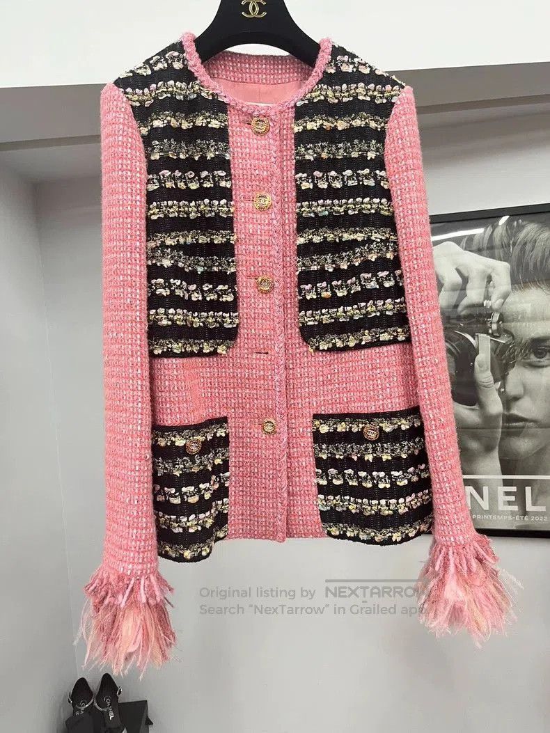Chanel Chanel Pink Black Tweed Feather Cuff Jacket. Size US M / EU 48-50 / 2 - 1 Thumbnail