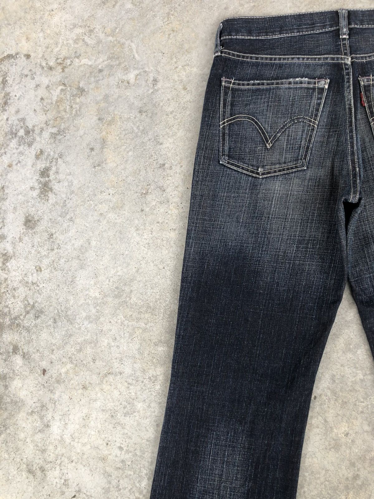 If Six Was Nine Y2k Levi’s 507 Flared Jeans Distressed Jeans Size US 31 - 10 Thumbnail