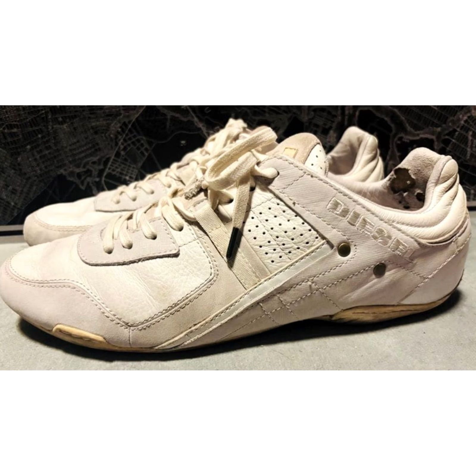 Diesel VINTAGE Diesel Men Sneakers Korbin Ⅱ White 10.5US Leather Sneakers City 90s 00s Mens LuxurY Slight damage Size US 11 / EU 44 - 3 Thumbnail