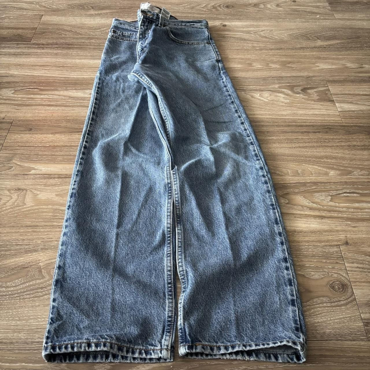 Levi's Crazy Vintage Y2K/2000s Levis Medium Wash Essential Denim Jeans! 32x30 Size US 32 / EU 48 - 3 Thumbnail