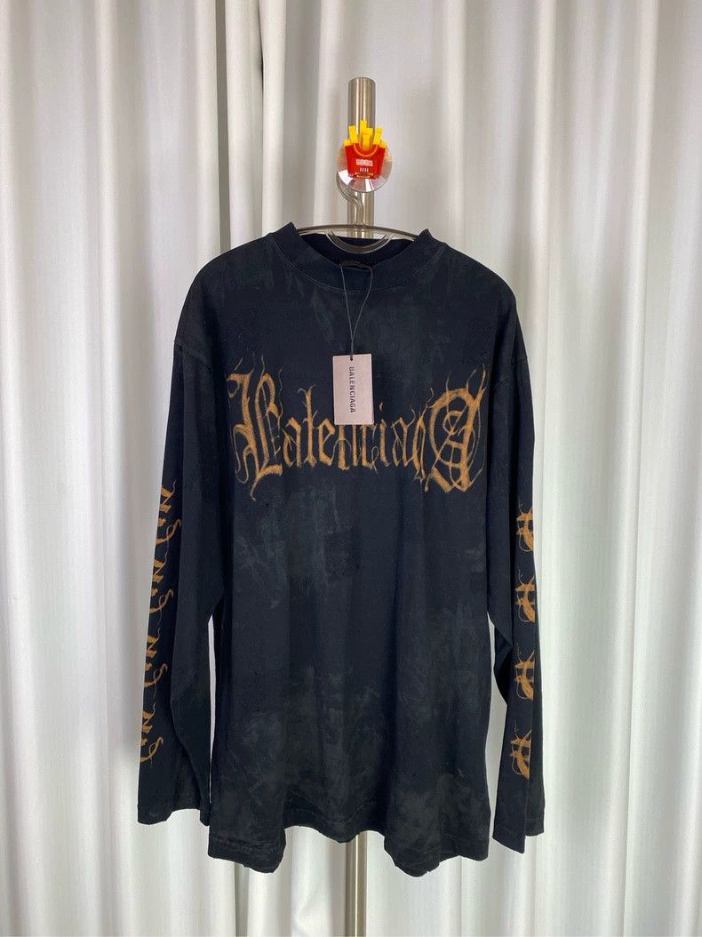 Balenciaga Balenciaga Mud dyed Sanskrit long sleeves made of old styl Size US S / EU 44-46 / 1 - 1 Thumbnail