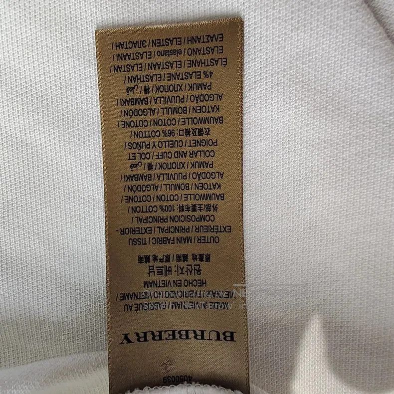 Burberry Burberry White Polo Shirt Unisex. Size US L / EU 52-54 / 3 - 5 Thumbnail