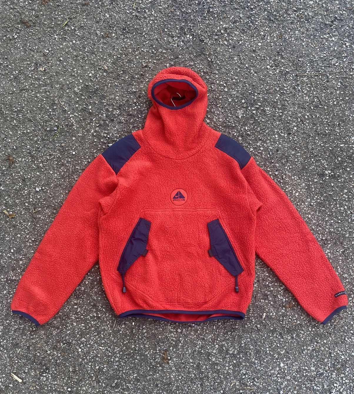 Nike acg sherpa hot sale fleece hoodie