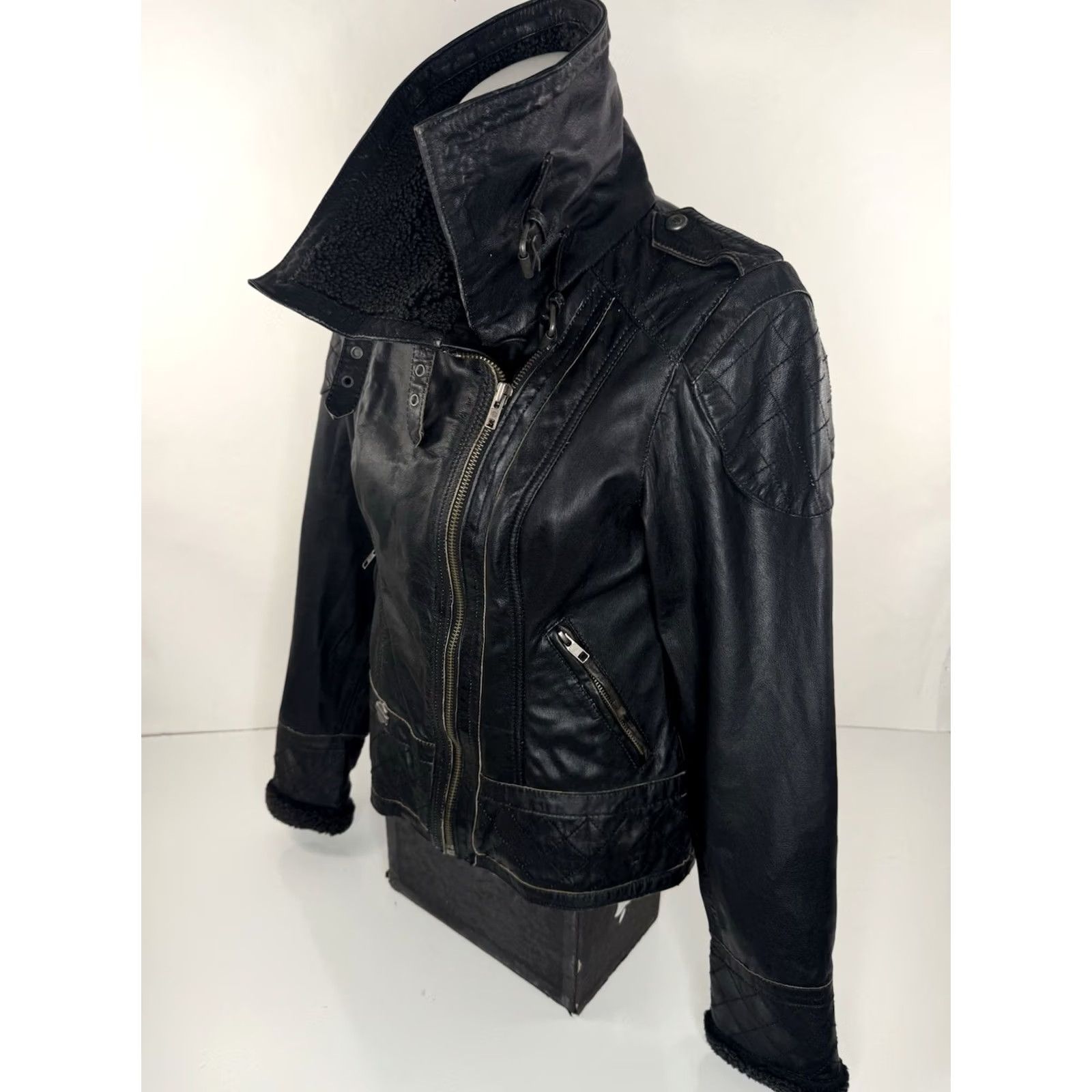 Harley Davidson HARLEY-DAVIDSON Leather Womens XS Biker Motorcycle Jacket Shirt/Outerwear? Size XS / US 0-2 / IT 36-38 - 4 Thumbnail